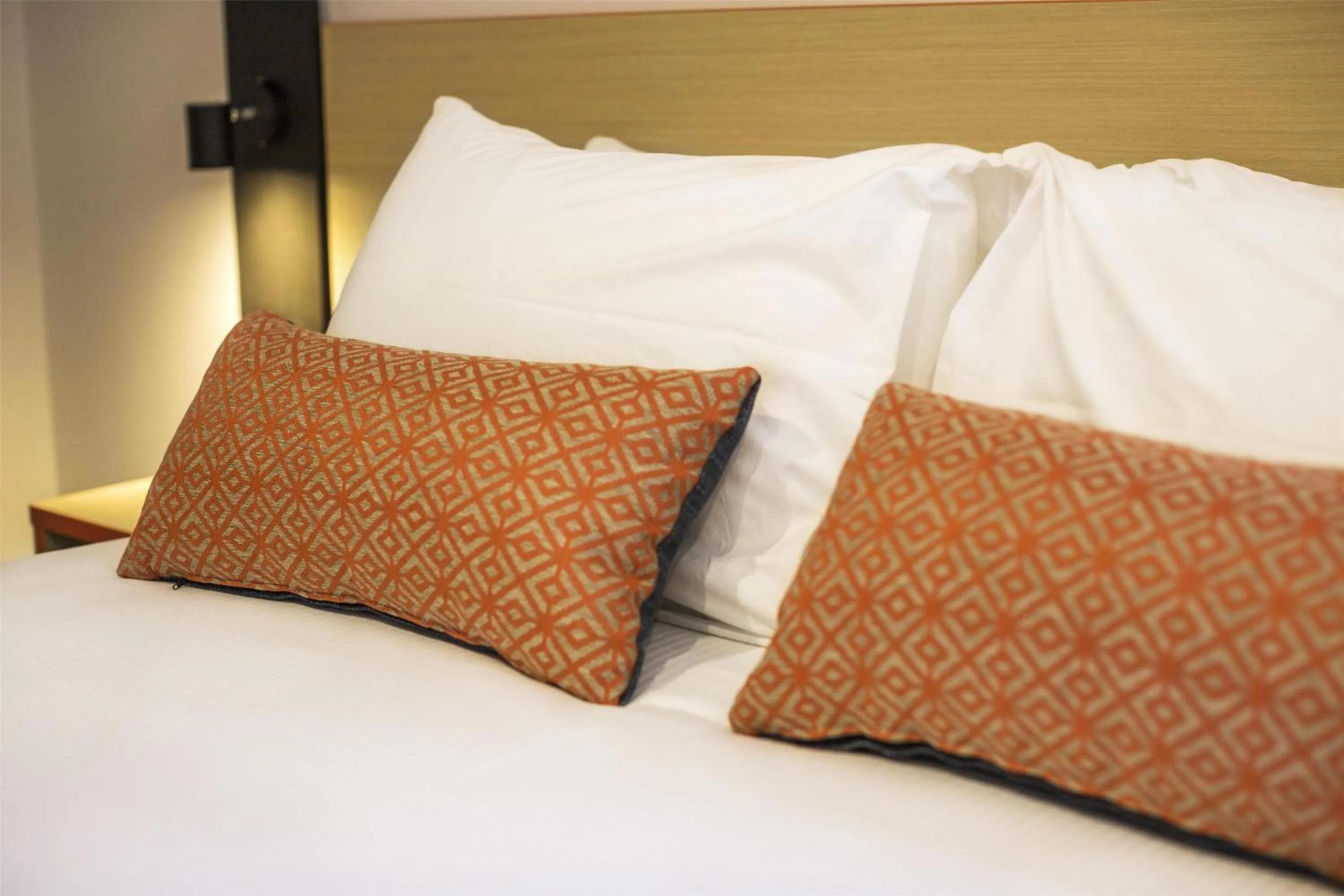 Bedroom, Bed in Nightcap at Regents Park Hotel