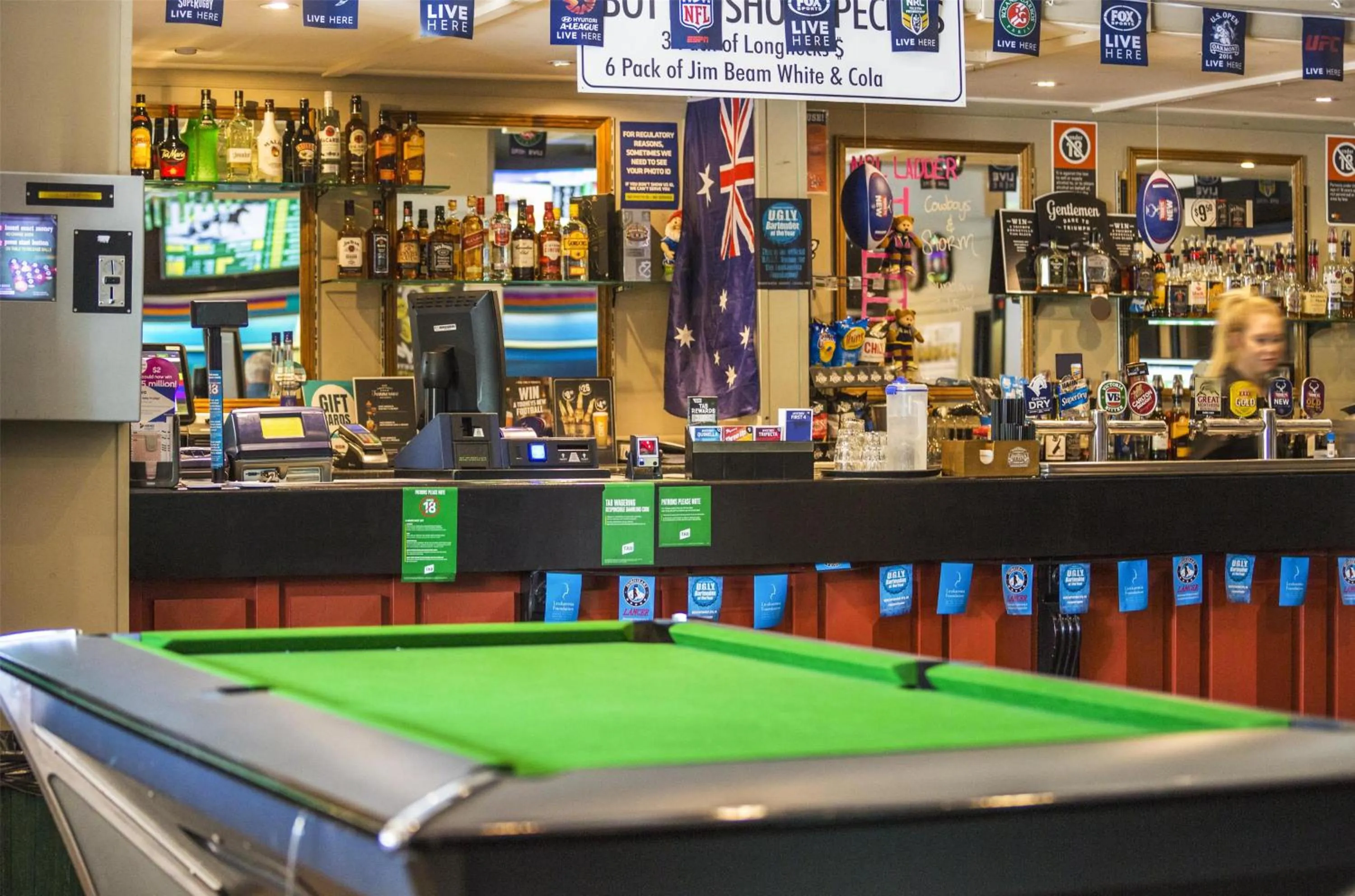 Lounge or bar in Nightcap at Regents Park Hotel