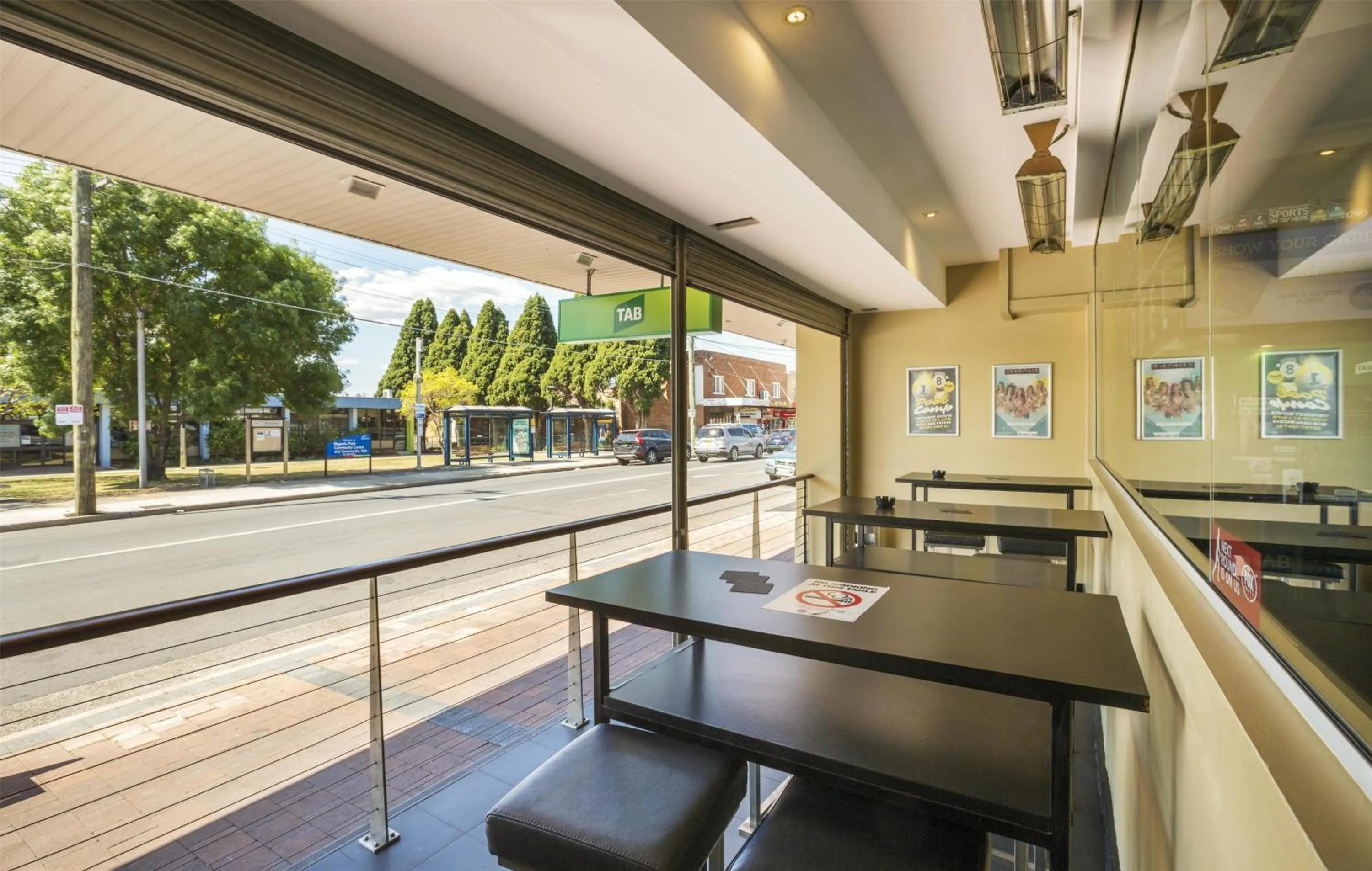 Restaurant/places to eat in Nightcap at Regents Park Hotel