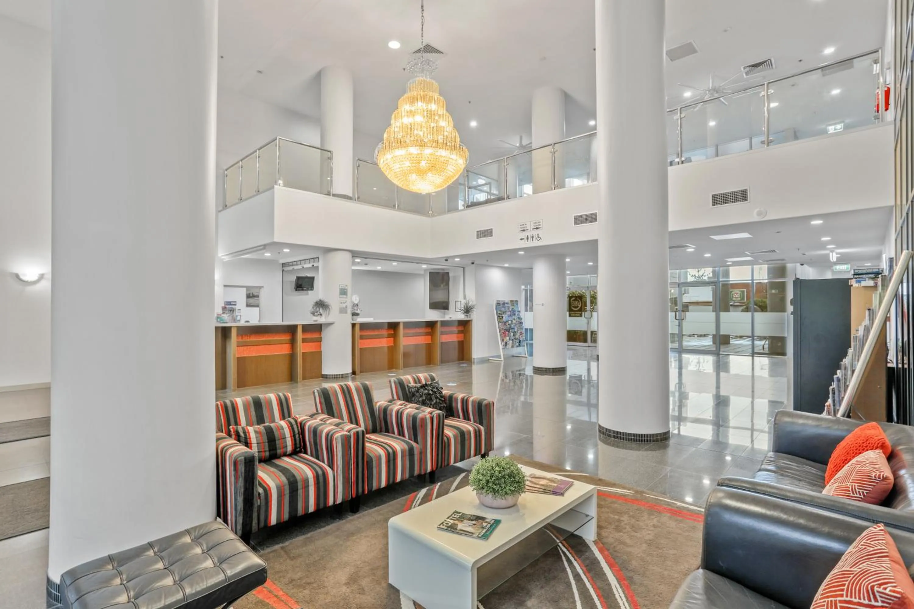 Lobby or reception in Tweed Ultima Apartments