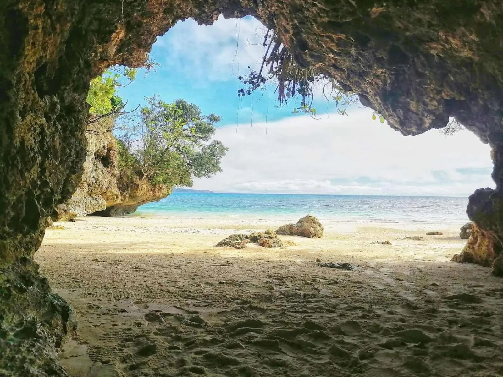 Beach in Fairways and Bluewater Boracay