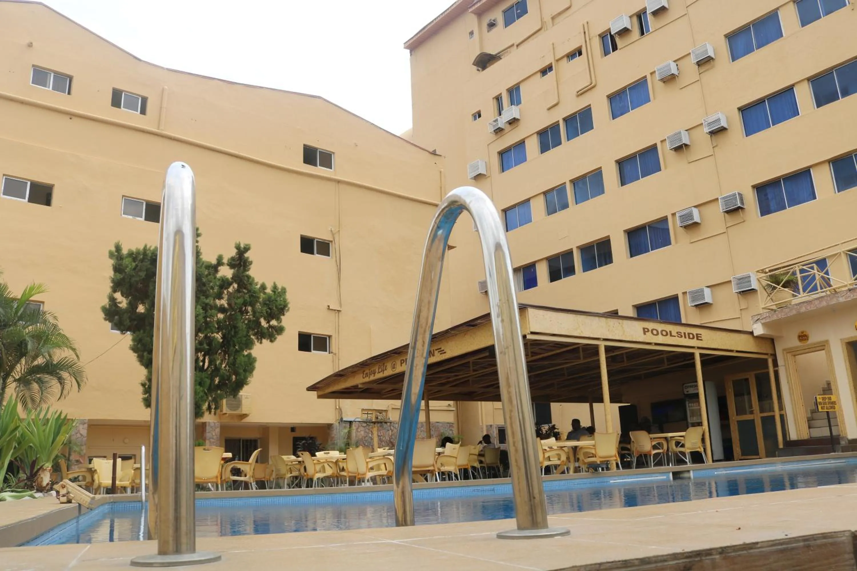 Presken Hotel (Awolowo way)