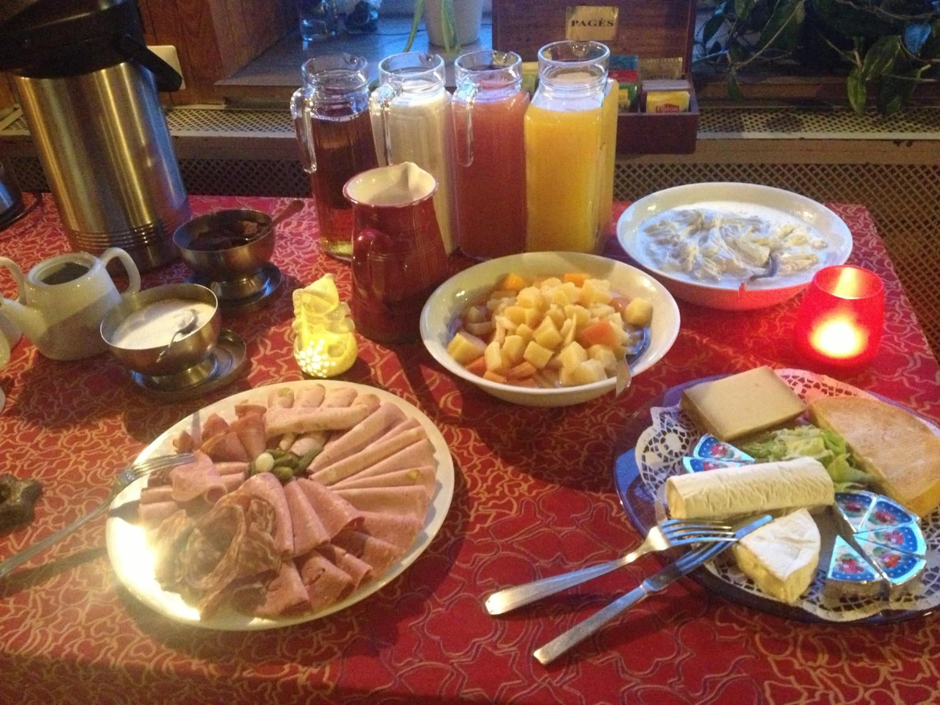 Food in Hôtel Restaurant Wolf