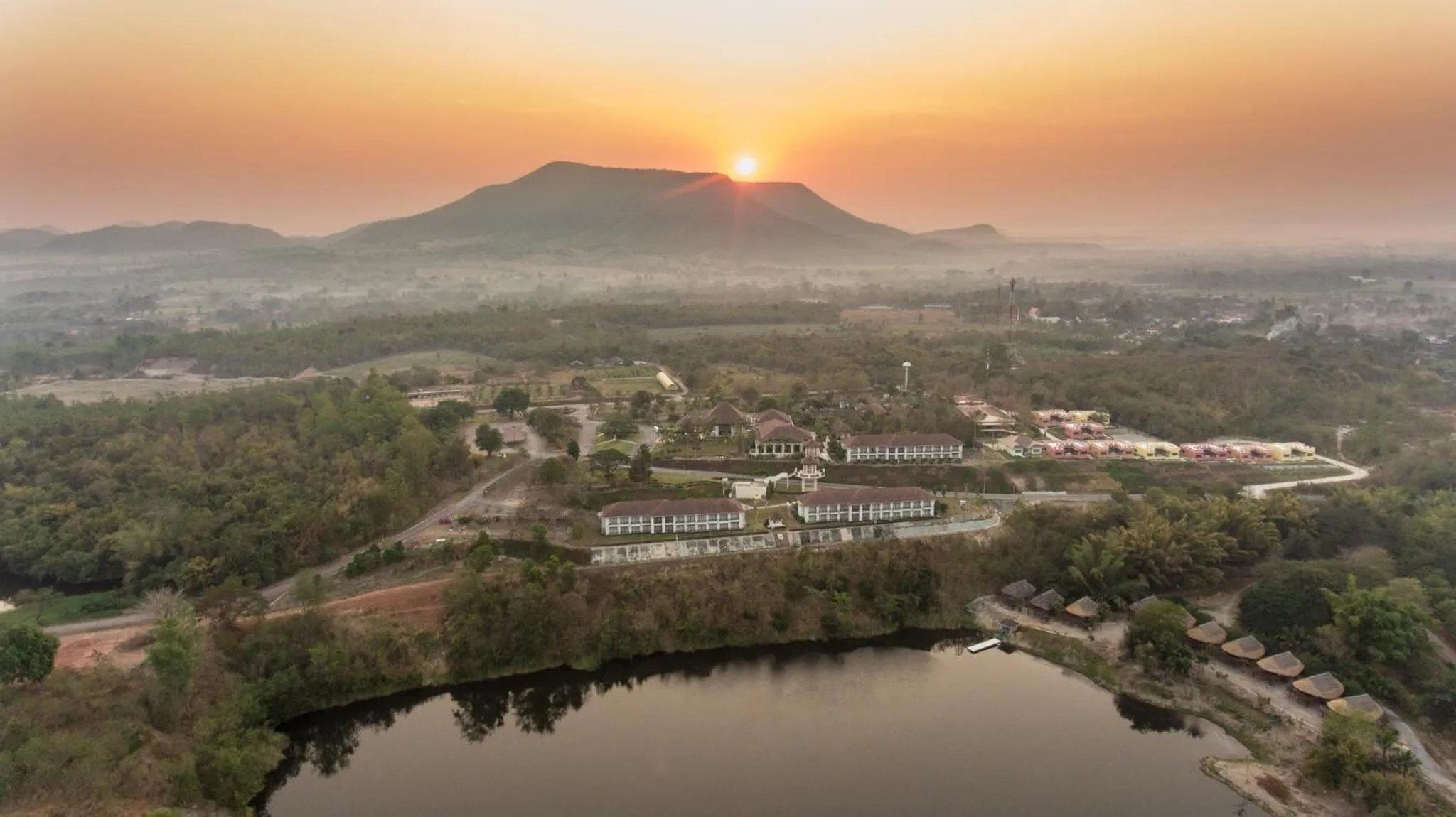 Sunrise in Leaves Valley Resort