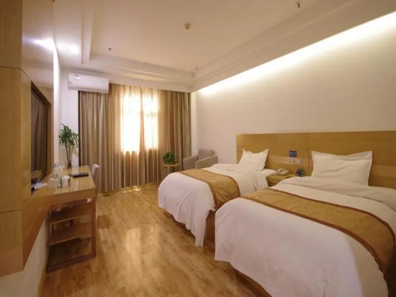 Bed in GreenTree Inn Shandong Laiwu Bus Station Express Hotel
