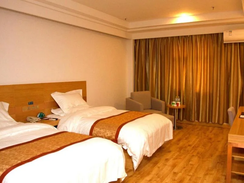 Bed in GreenTree Inn Shandong Laiwu Bus Station Express Hotel