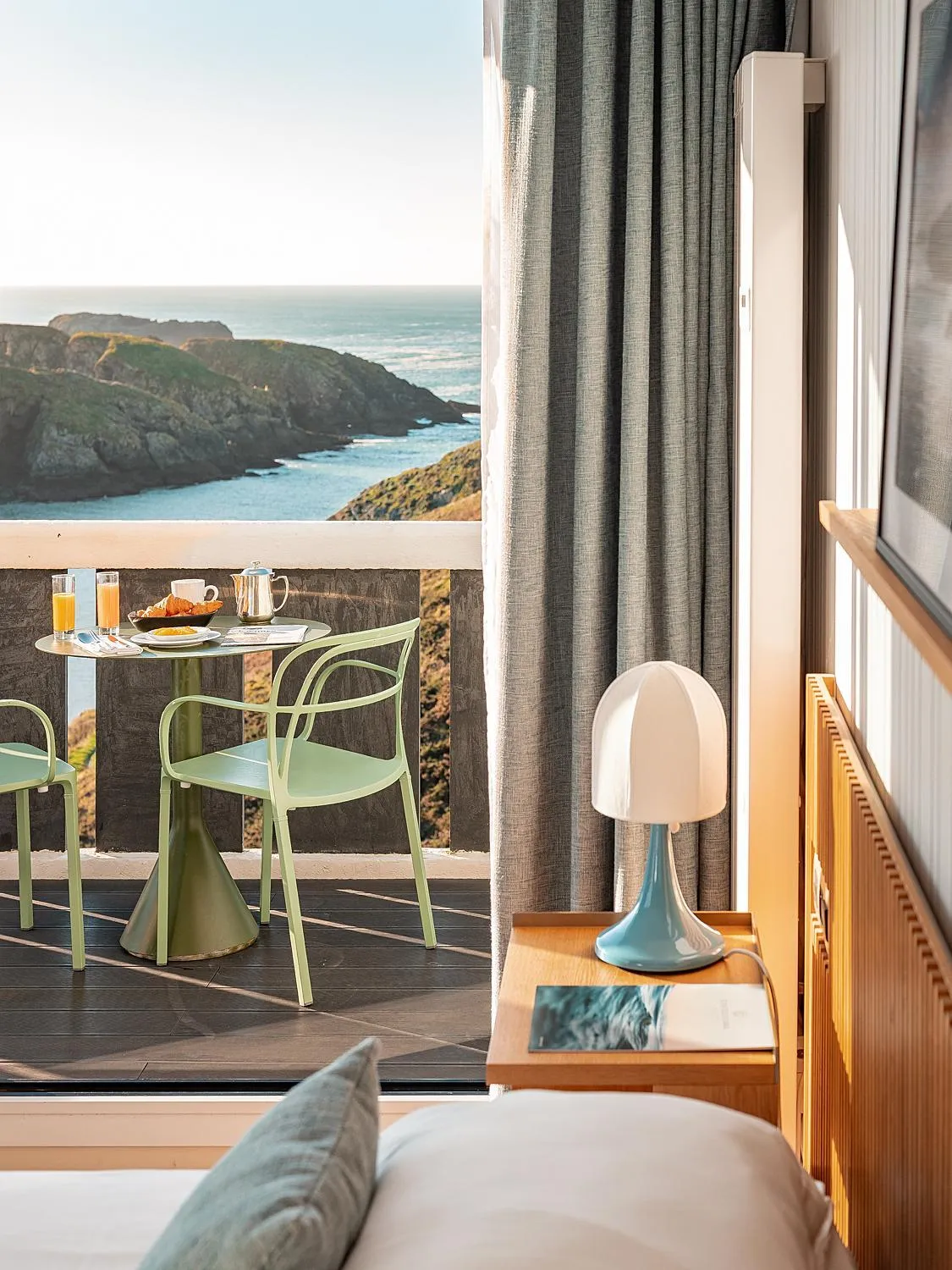 Balcony/Terrace, Bed in Castel Clara Thalasso & Spa