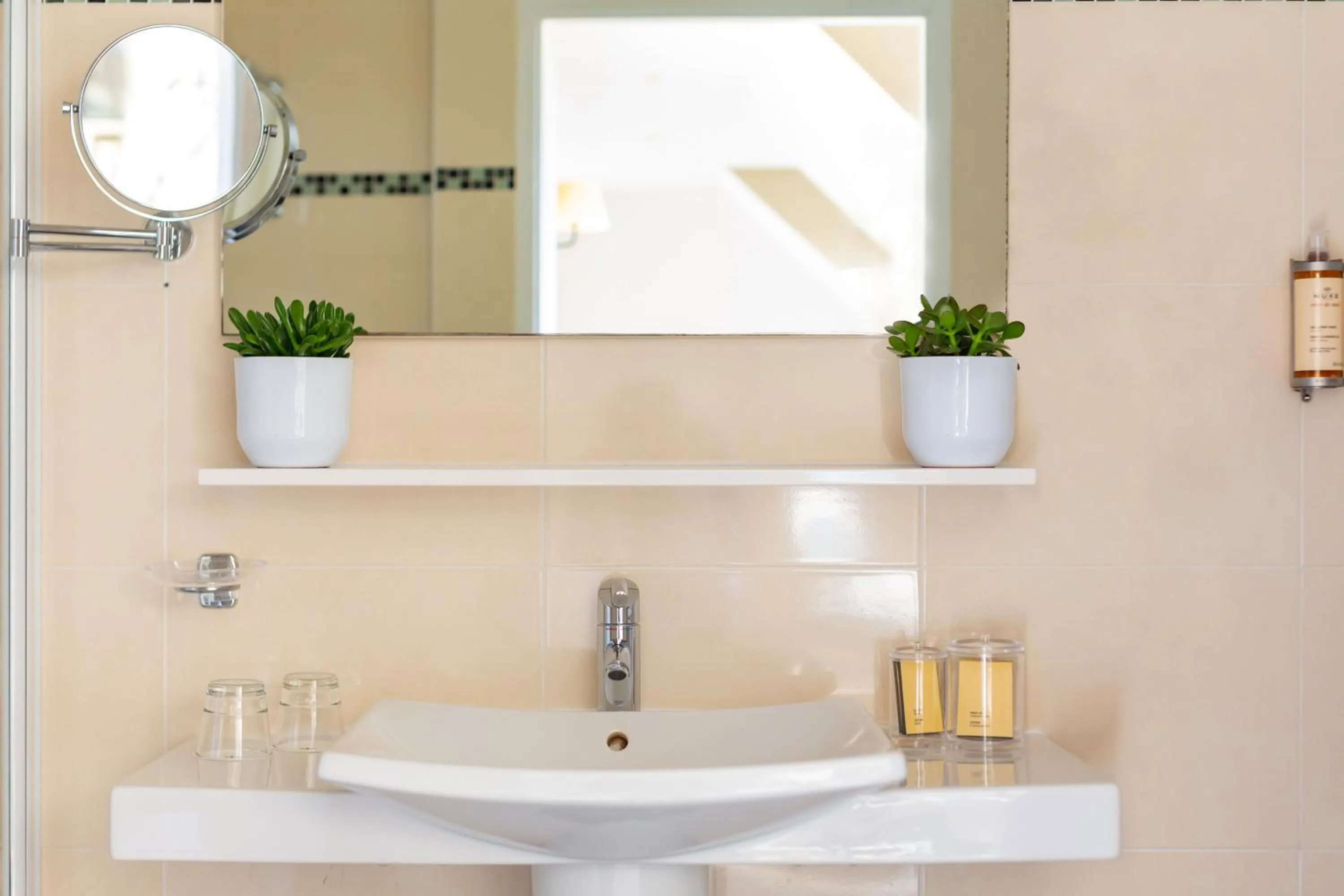 Bathroom in Castel Clara Thalasso & Spa