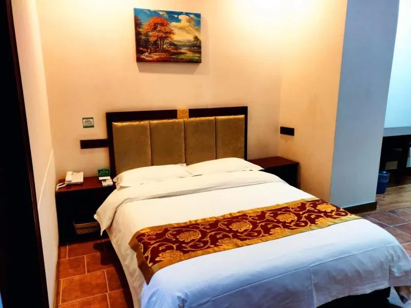 Bed in GreenTree Alliance Gansu Wuwei Commercial Pedestrian Street Hotel