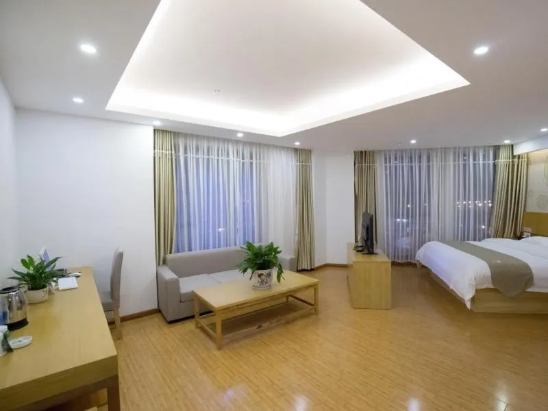 Bed in GreenTree Inn Hefei Feixi County South Jinzhai Road Jinyun International Business Hotel
