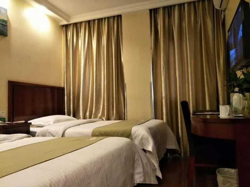 Bed in GreenTree Alliance Beijing Daxing District Jiugong Town Jiugong Subway Station Hotel
