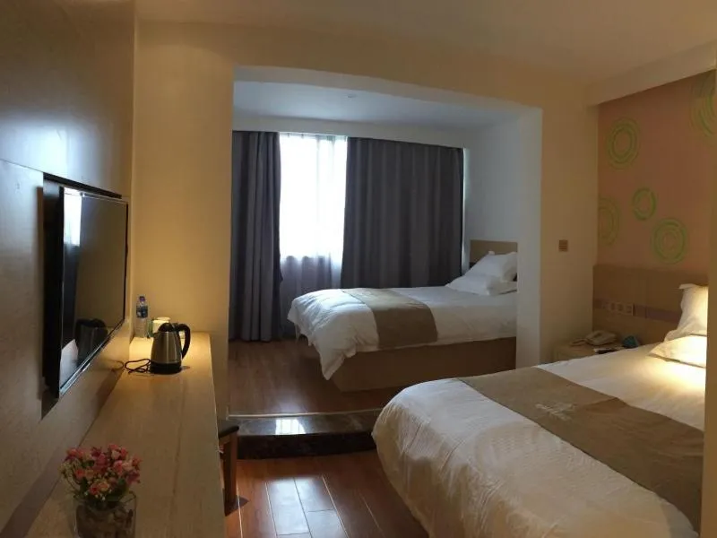 Bed in GreenTree Inn Xi'an Railway Station Airport Bus Wulukou Subway Station Business Hotel