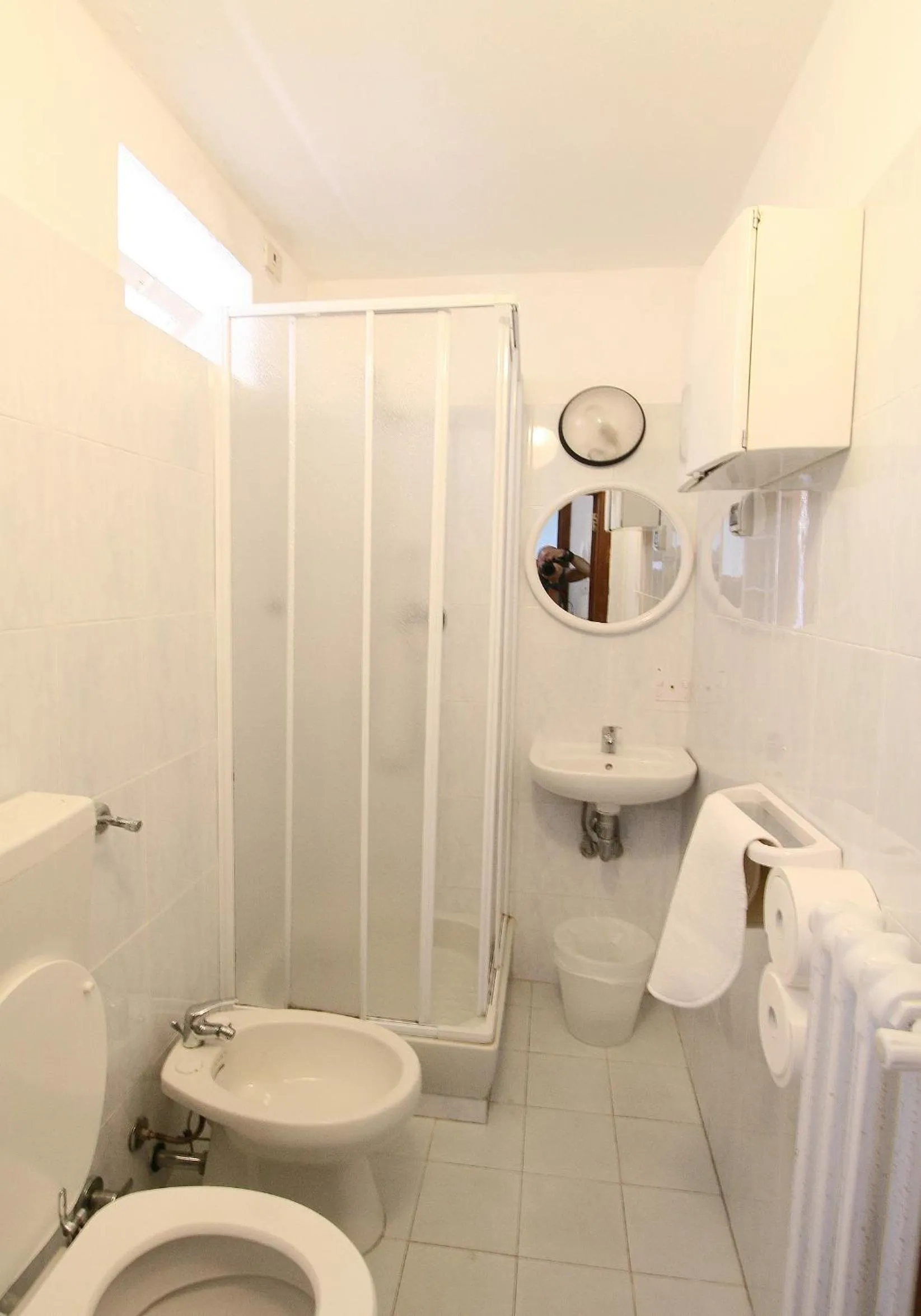 Bathroom in Santuario NS Soviore Cinque Terre