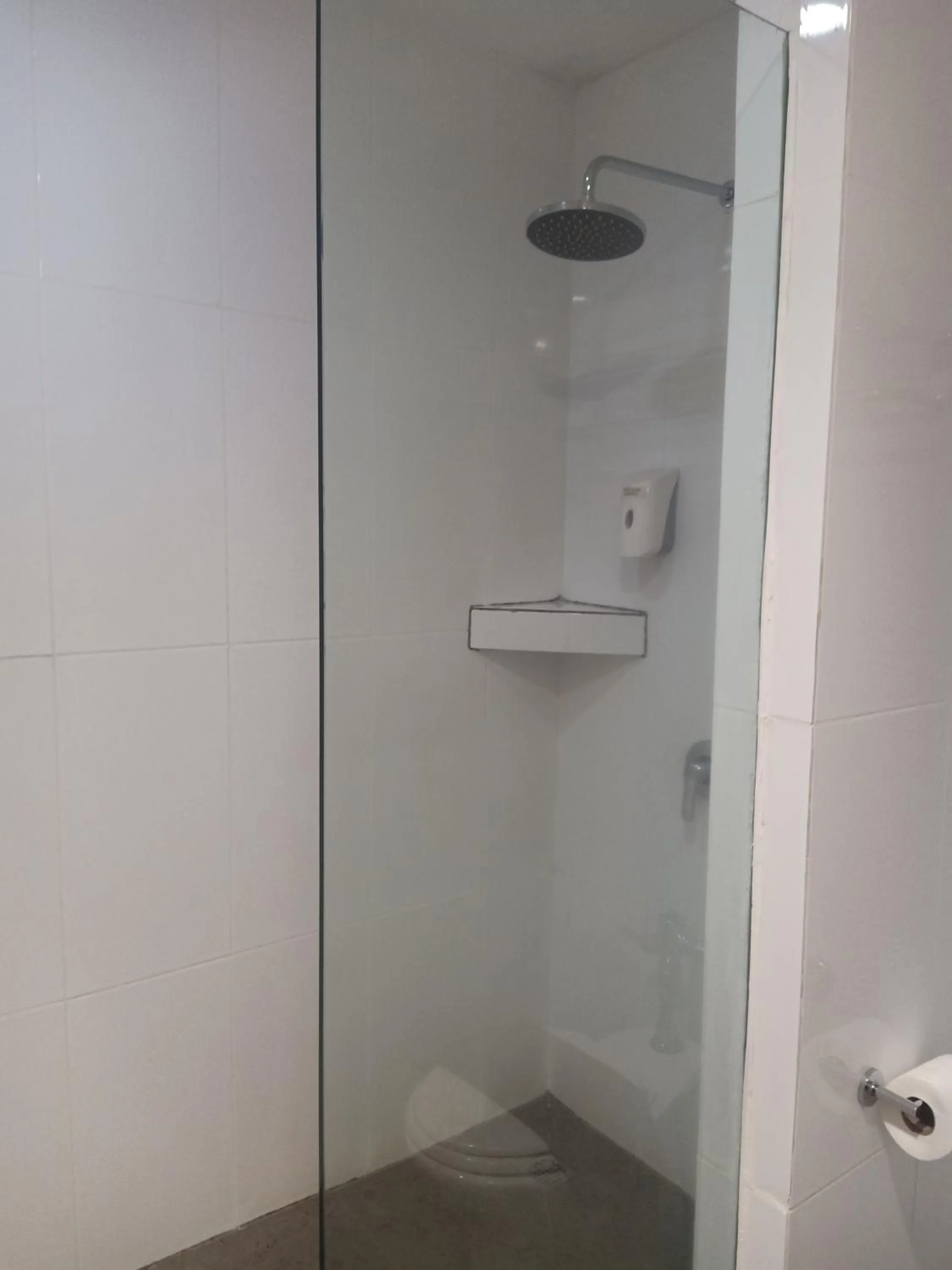 Bathroom in Kinabalu Daya Hotel