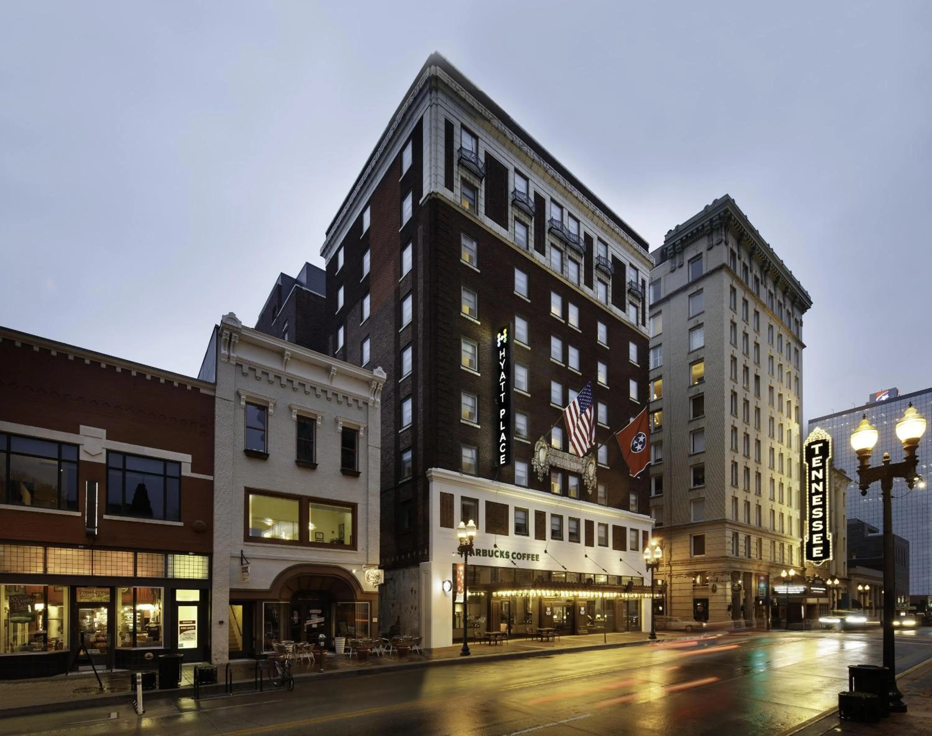 Property building in Hyatt Place Knoxville/Downtown