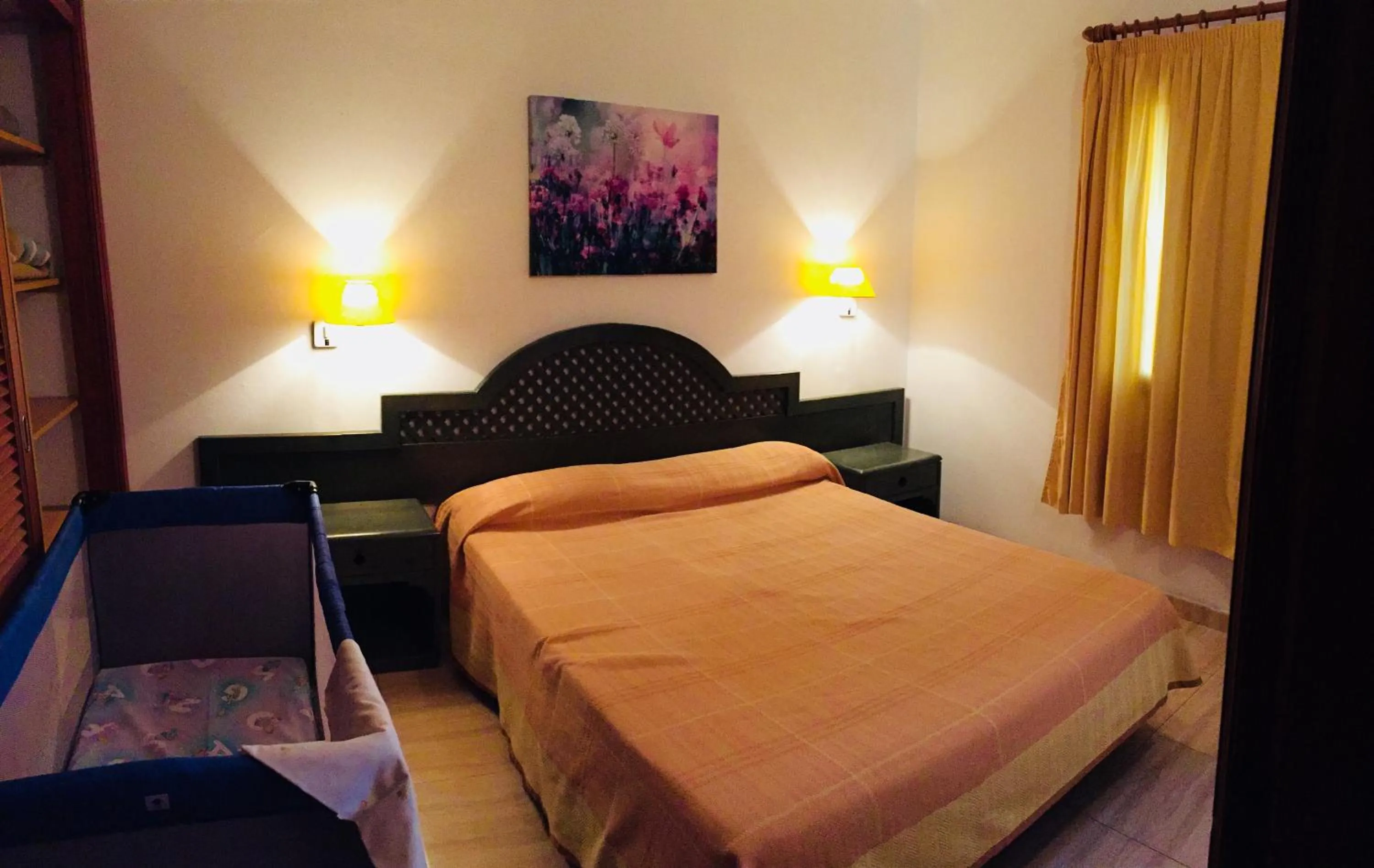 Bed in Apartamentos Maribel