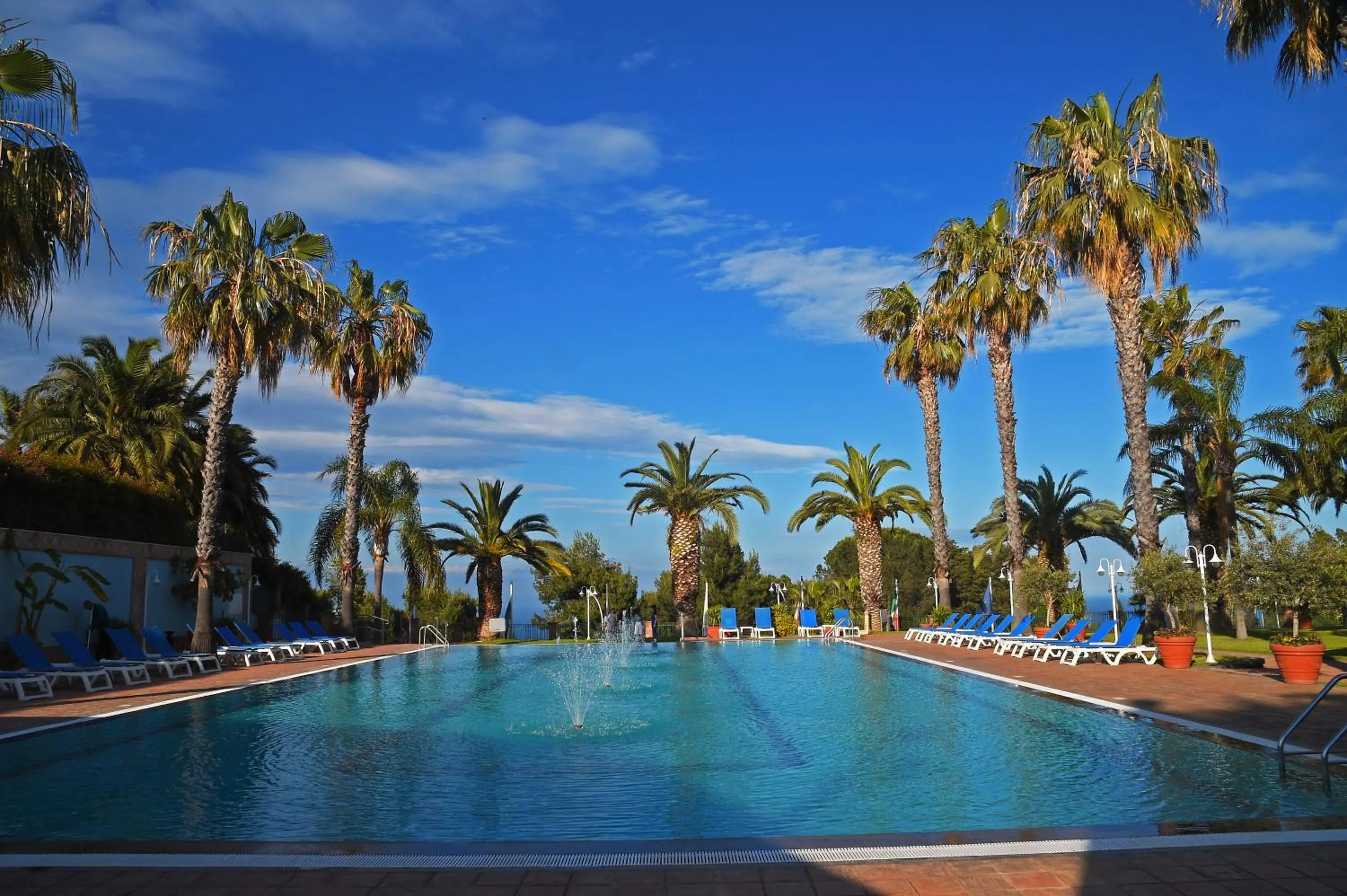 Swimming pool in Orizzonte Acireale Hotel
