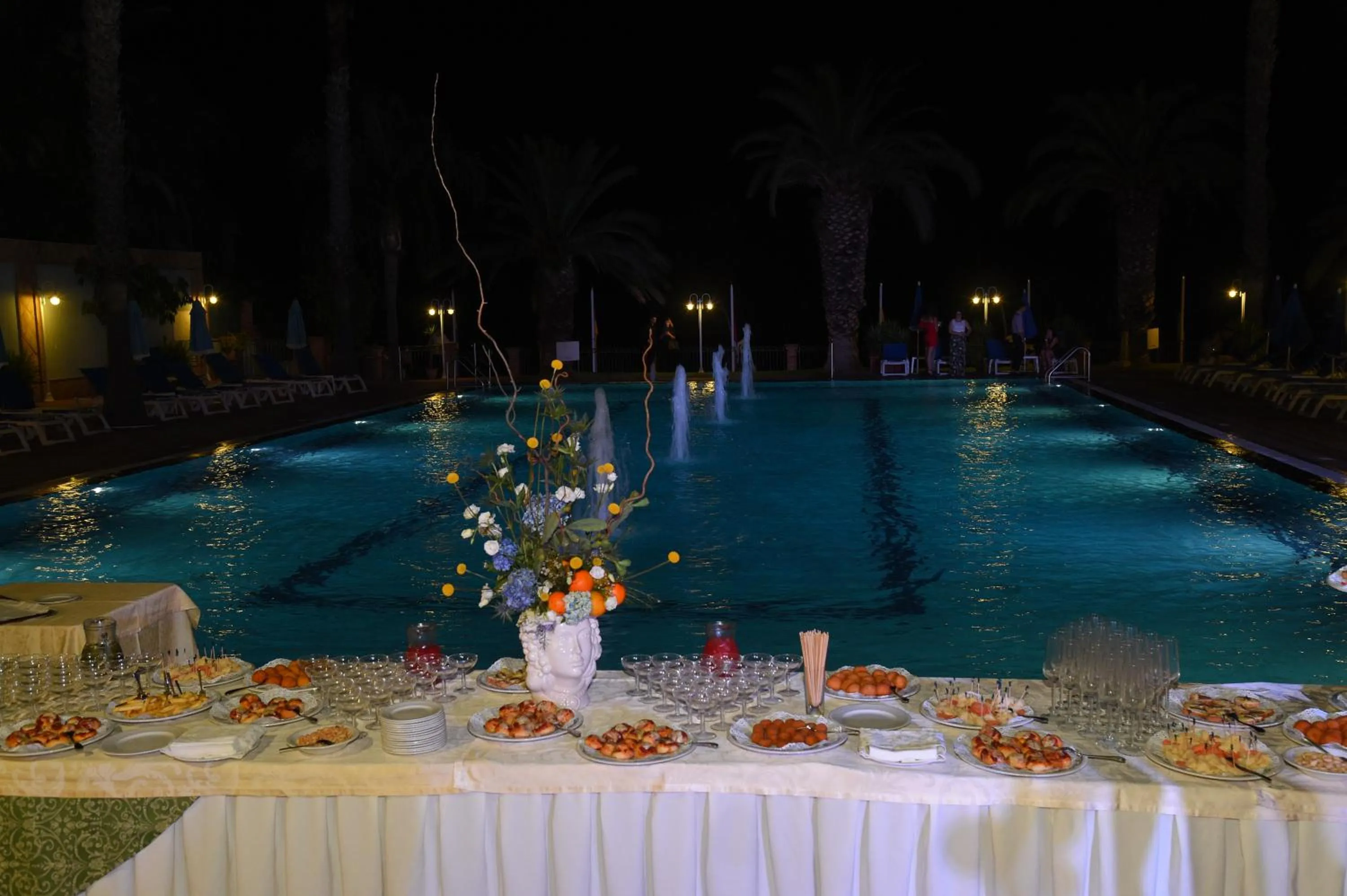 Restaurant/places to eat in Orizzonte Acireale Hotel