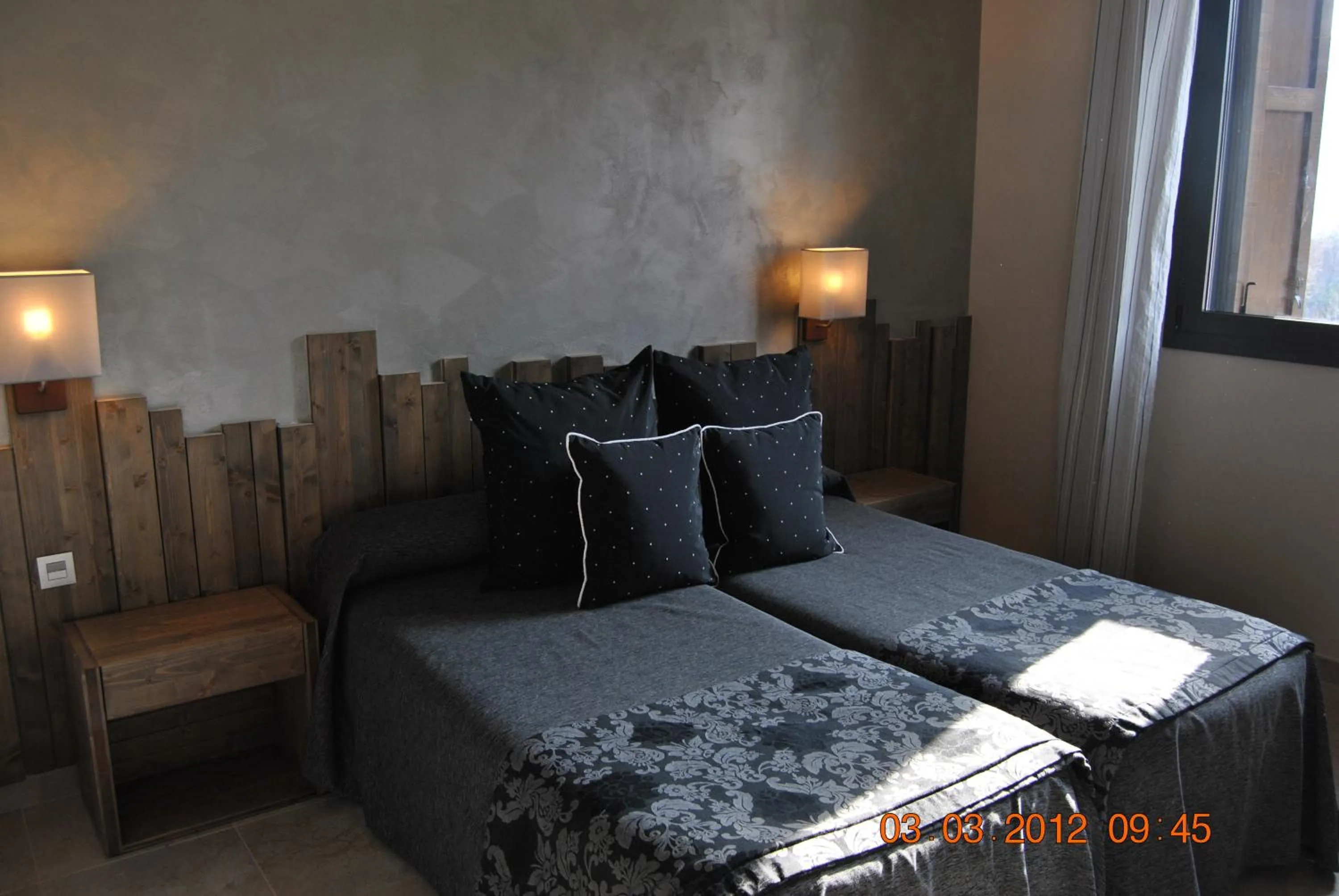 Photo of the whole room, Bed in Santa Bárbara