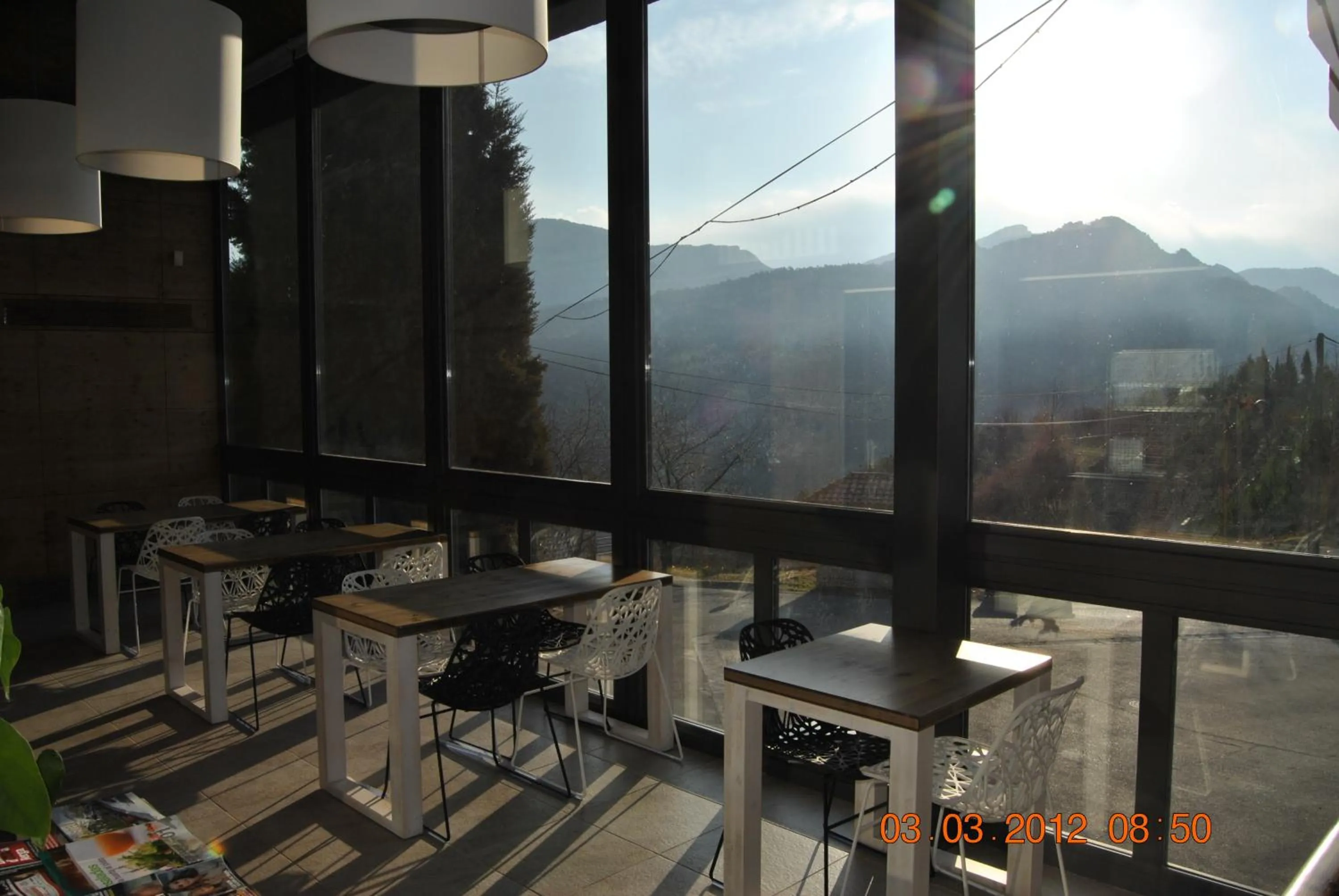 Restaurant/places to eat in Santa Bárbara