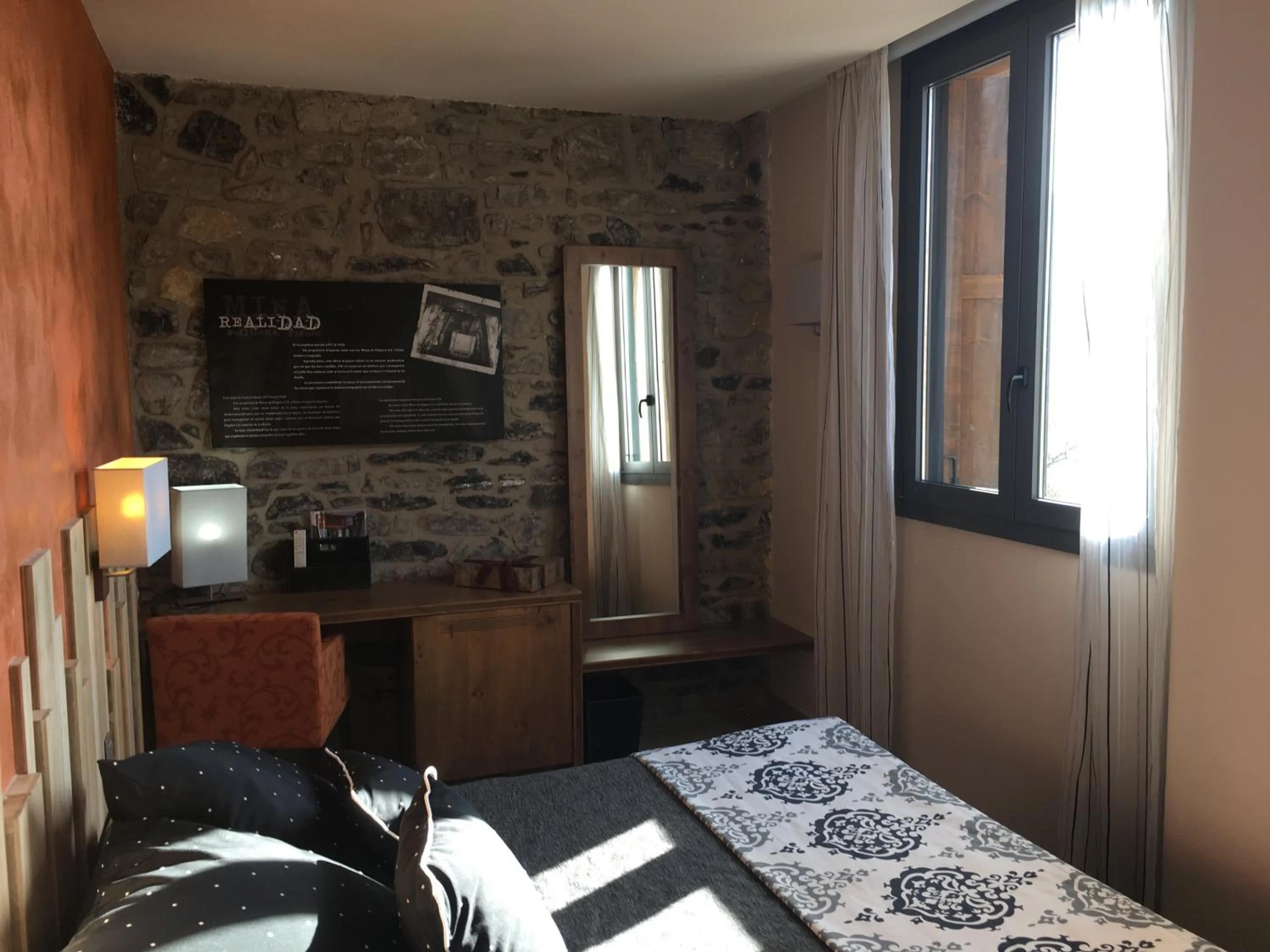 Decorative detail, Bed in Santa Bárbara