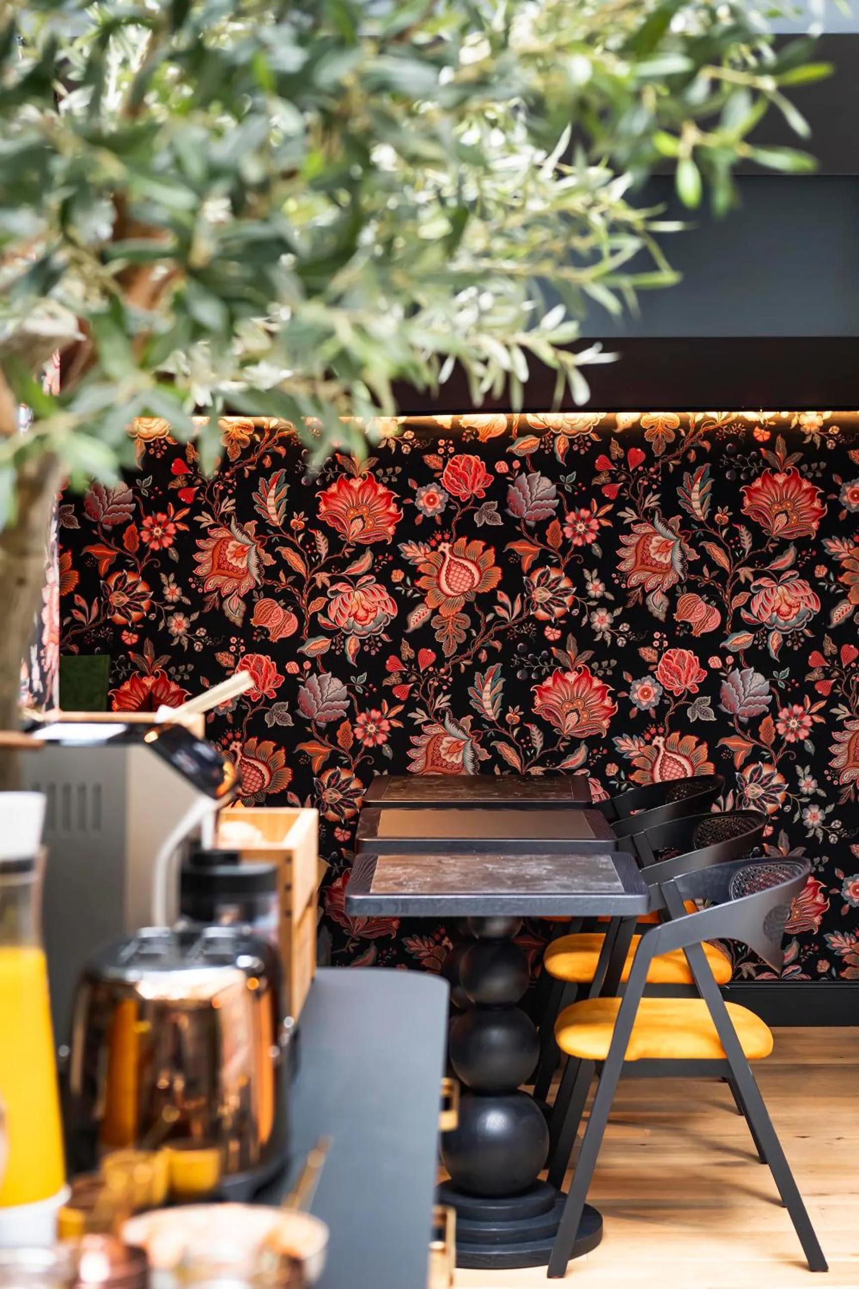 Living room in Hôtel Hiro Paris