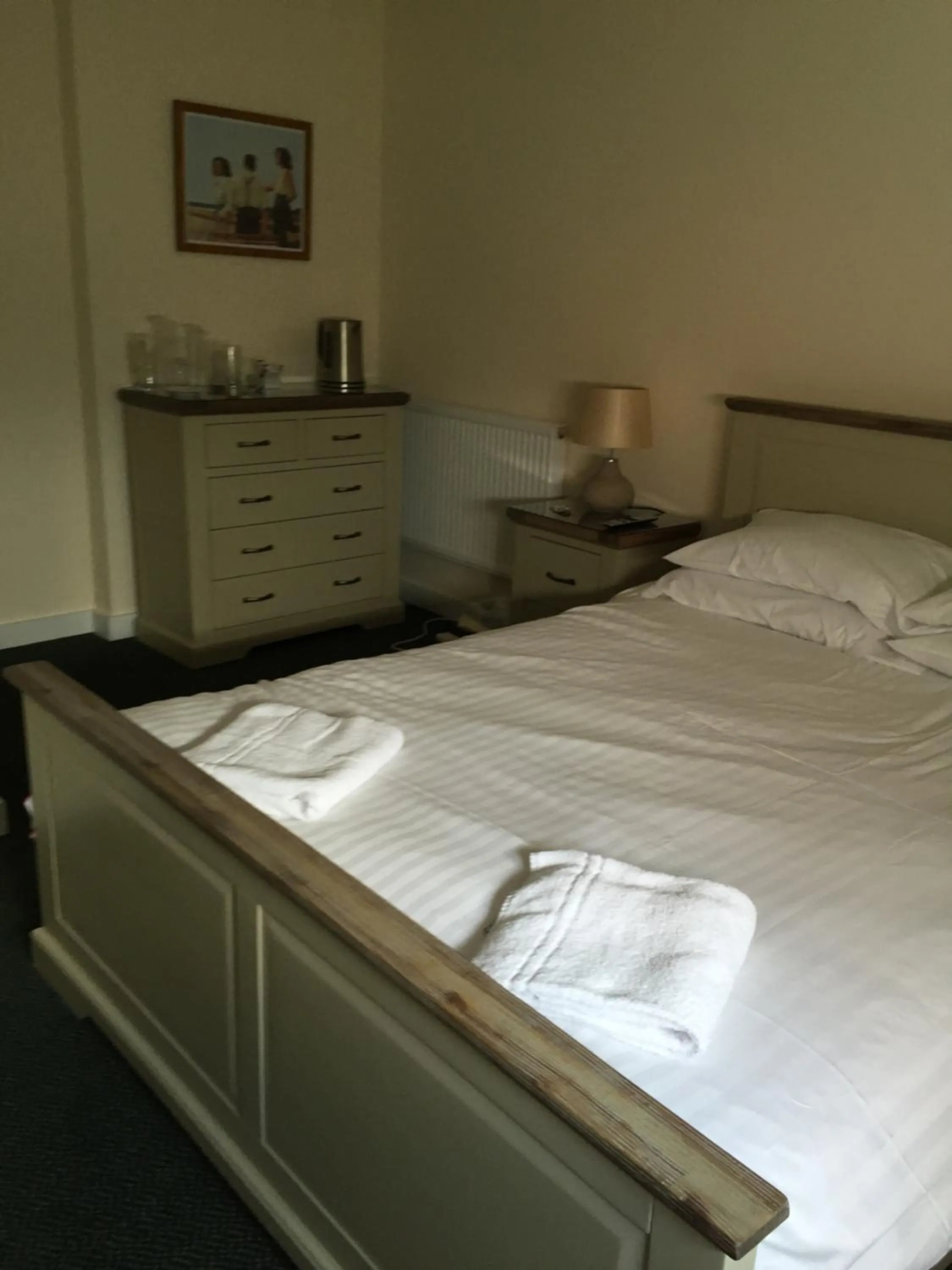 Photo of the whole room, Bed in The Dorrington