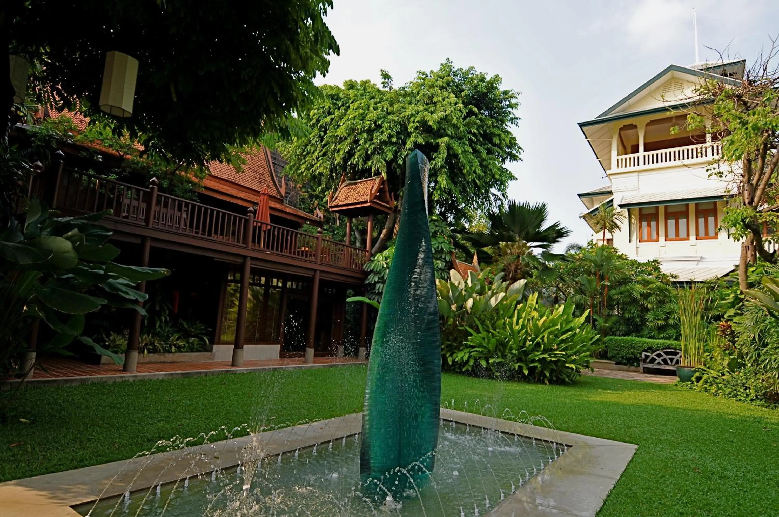 Garden in Chakrabongse Villas