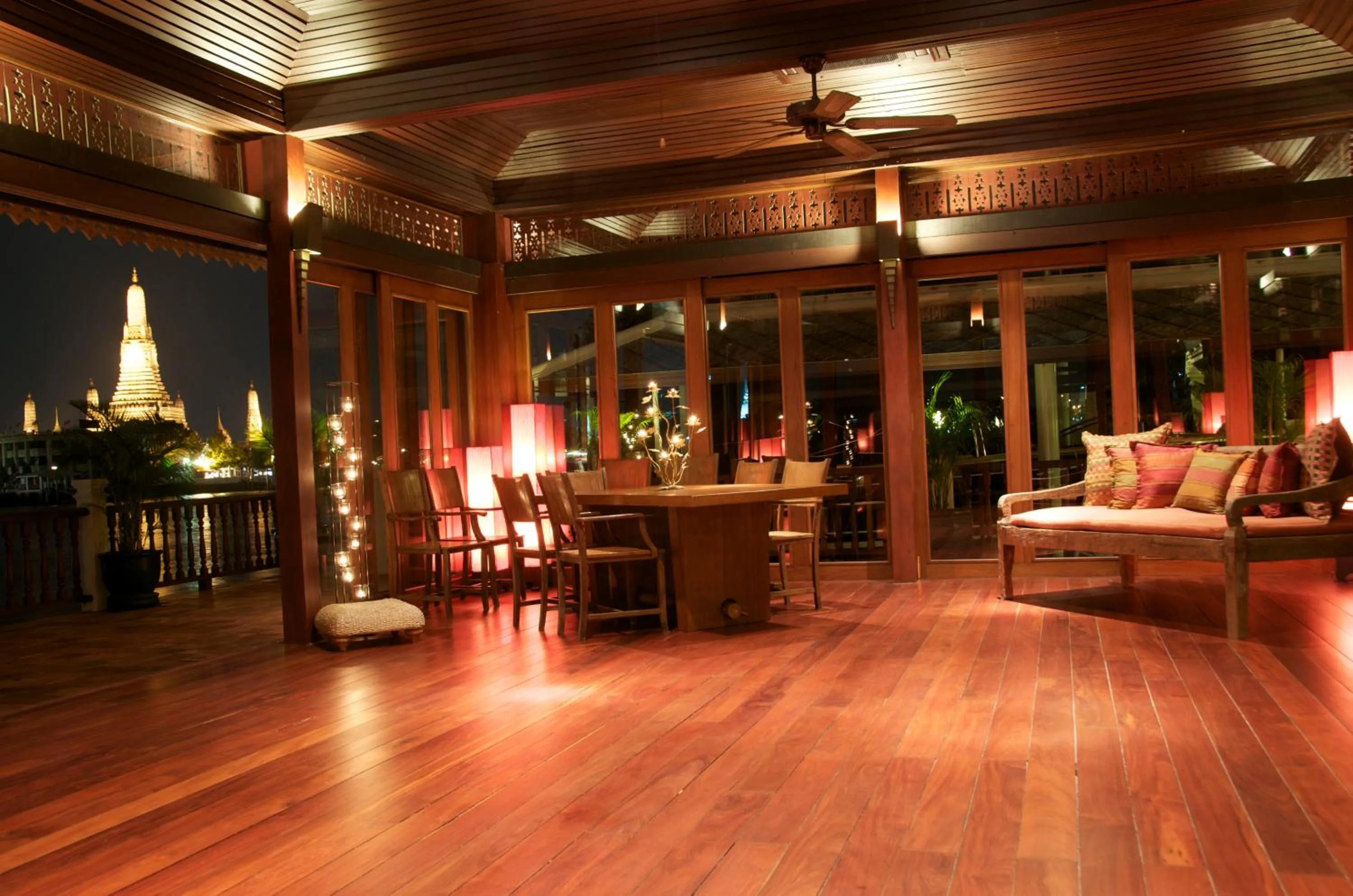 Communal lounge/ TV room in Chakrabongse Villas