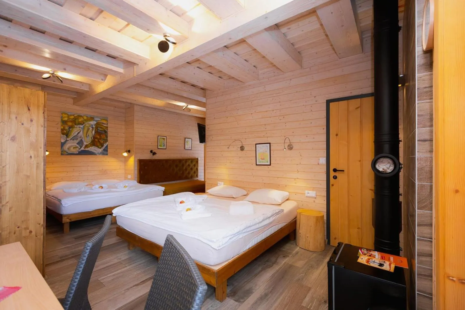 Seating area, Bed in Wellness rezort Jánošíkov dvor