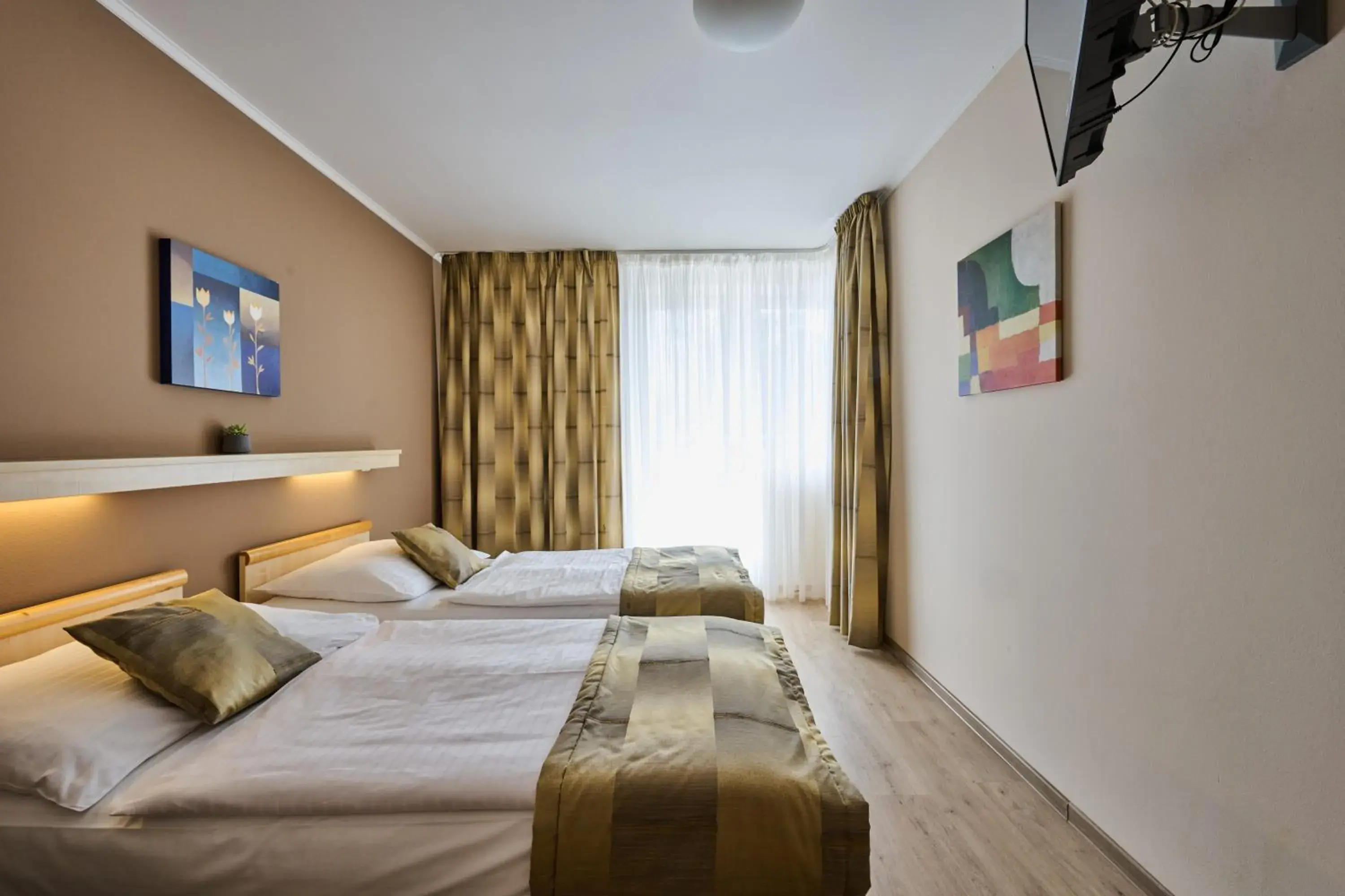 Deluxe Twin/Double Room - single occupancy in Hotel Akademie Deluxe Twin/Double Room - single occupancy in Hotel Akademie