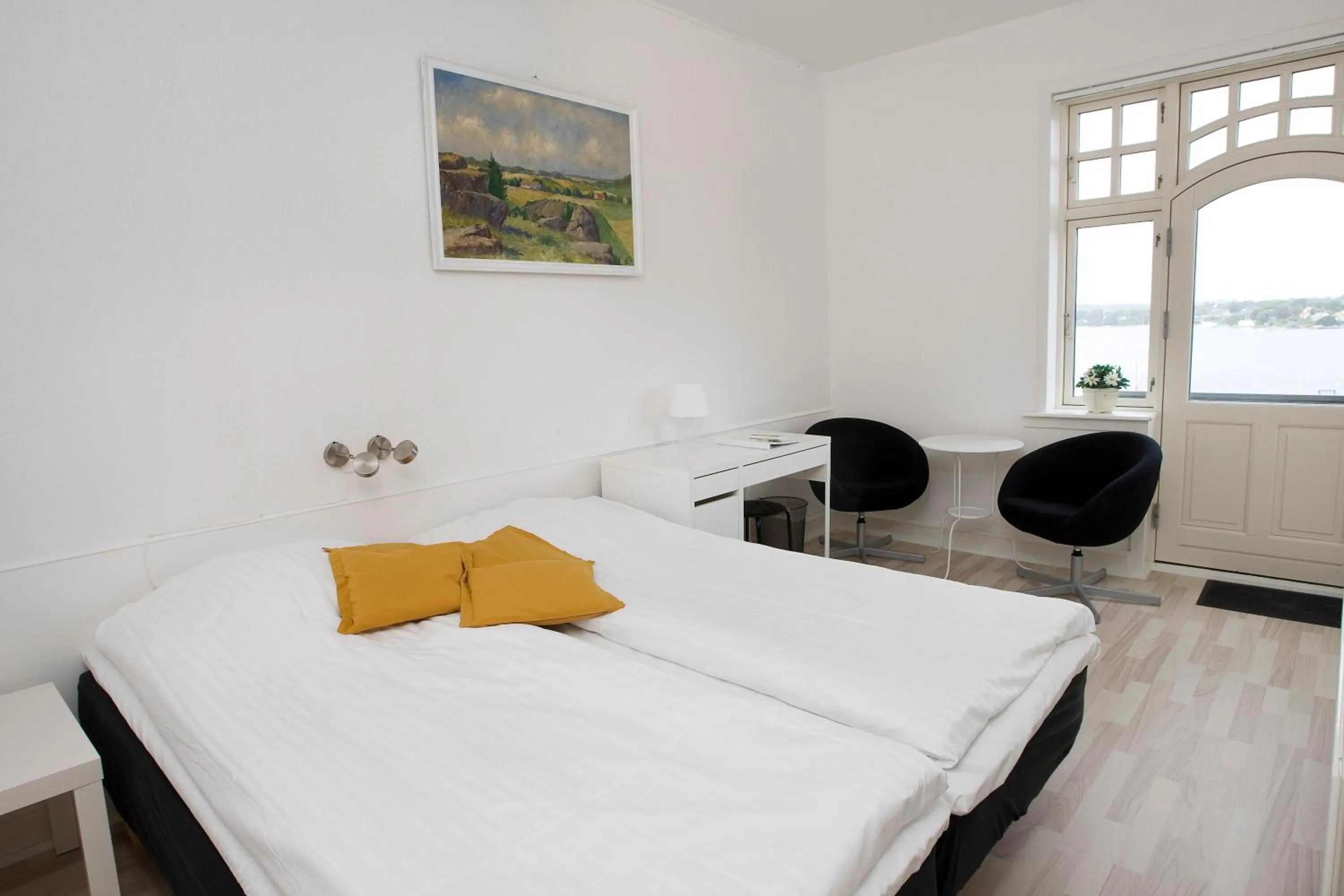 Photo of the whole room in Hotel Troense