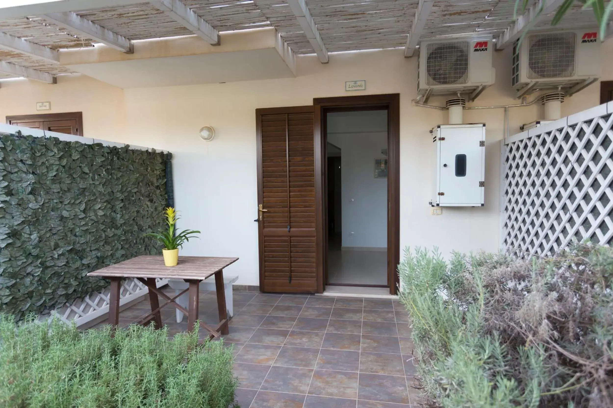 Economy Double or Twin Room - single occupancy in Oasi Guzzetta Hotel&Case Vacanze Economy Double or Twin Room - single occupancy in Oasi Guzzetta Hotel&Case Vacanze