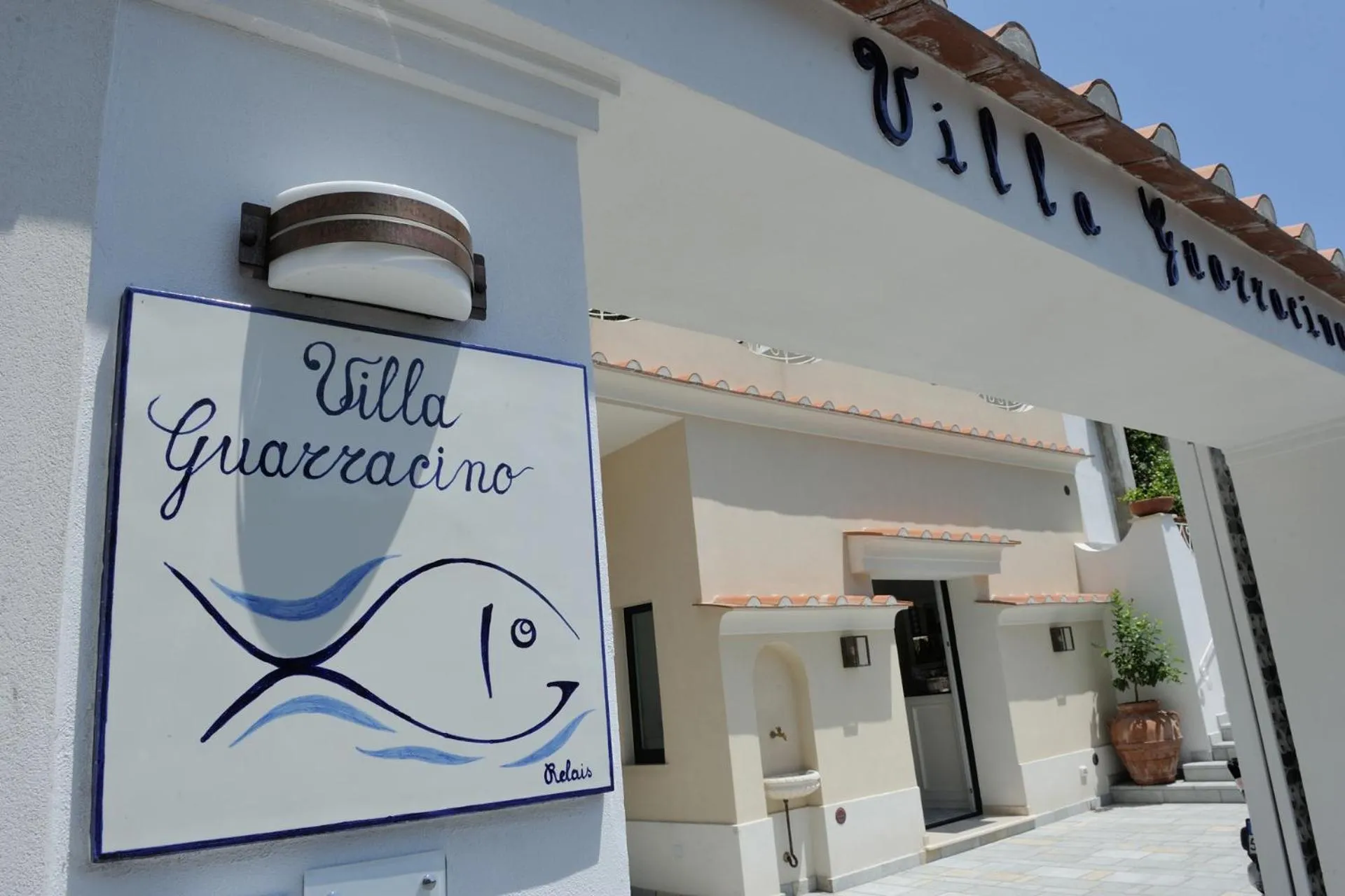 Property building in Villa Guarracino Amalfi