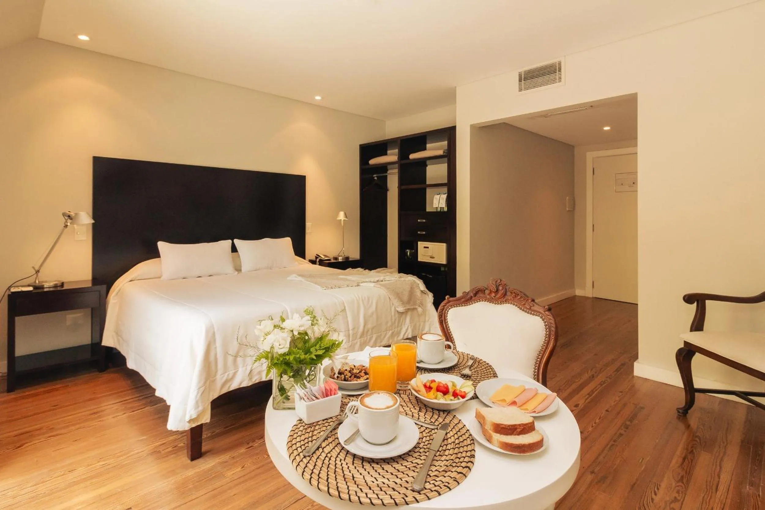 Bed in Amaike Hotel Golf & Spa