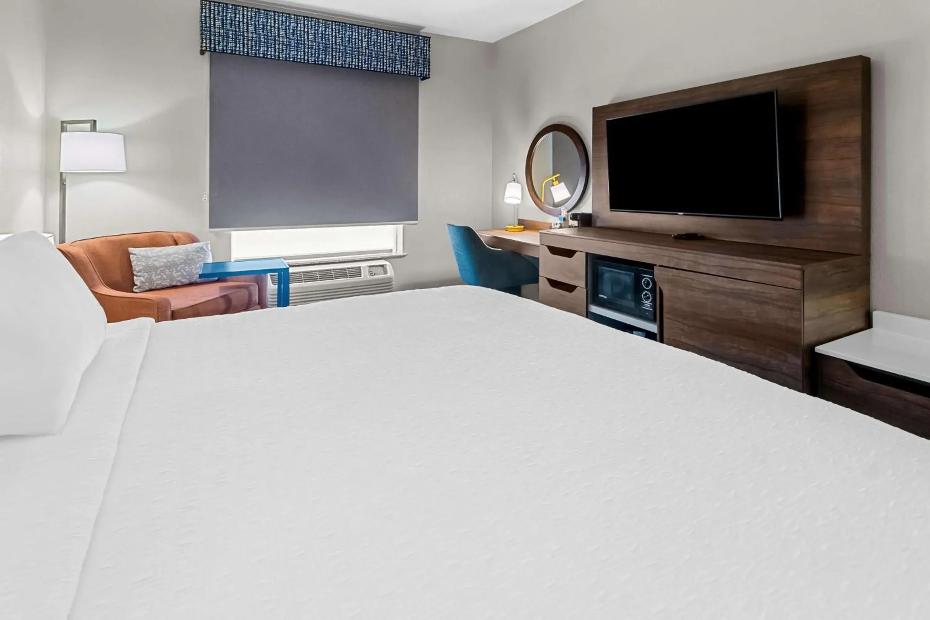 King Room - Non-Smoking in Hampton Inn & Suites Abilene I-20 King Room - Non-Smoking in Hampton Inn & Suites Abilene I-20