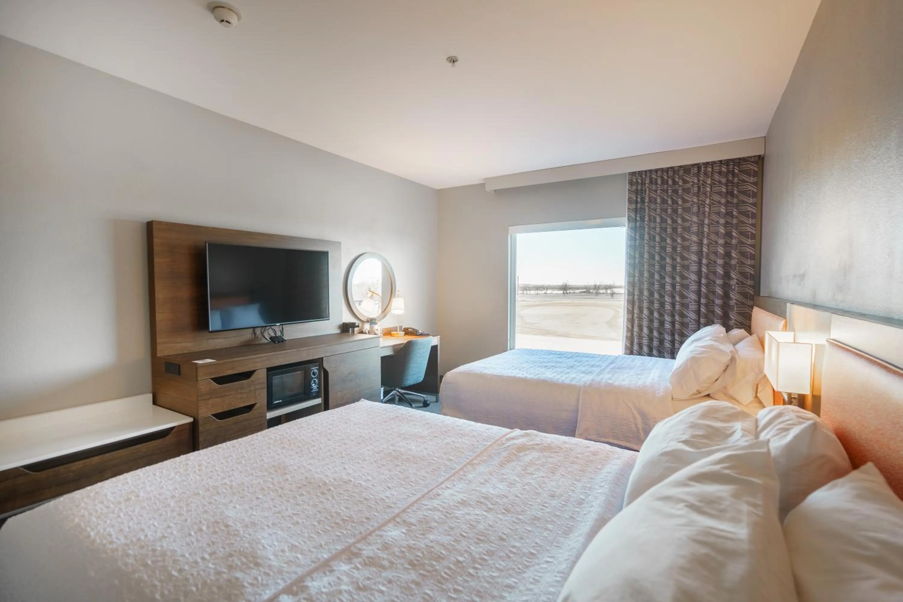 Bed in Hampton Inn & Suites Abilene I-20