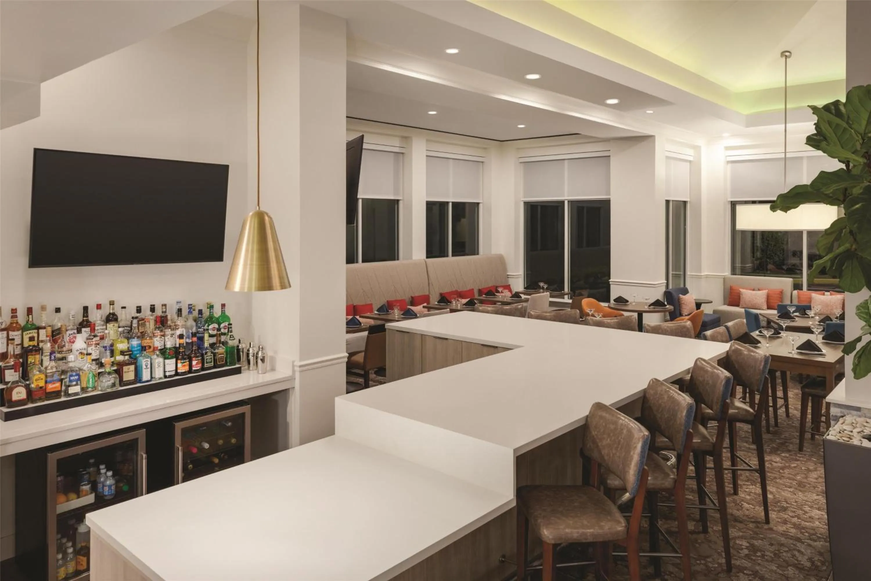 Lounge or bar in Hilton Garden Inn Allentown Bethlehem Airport
