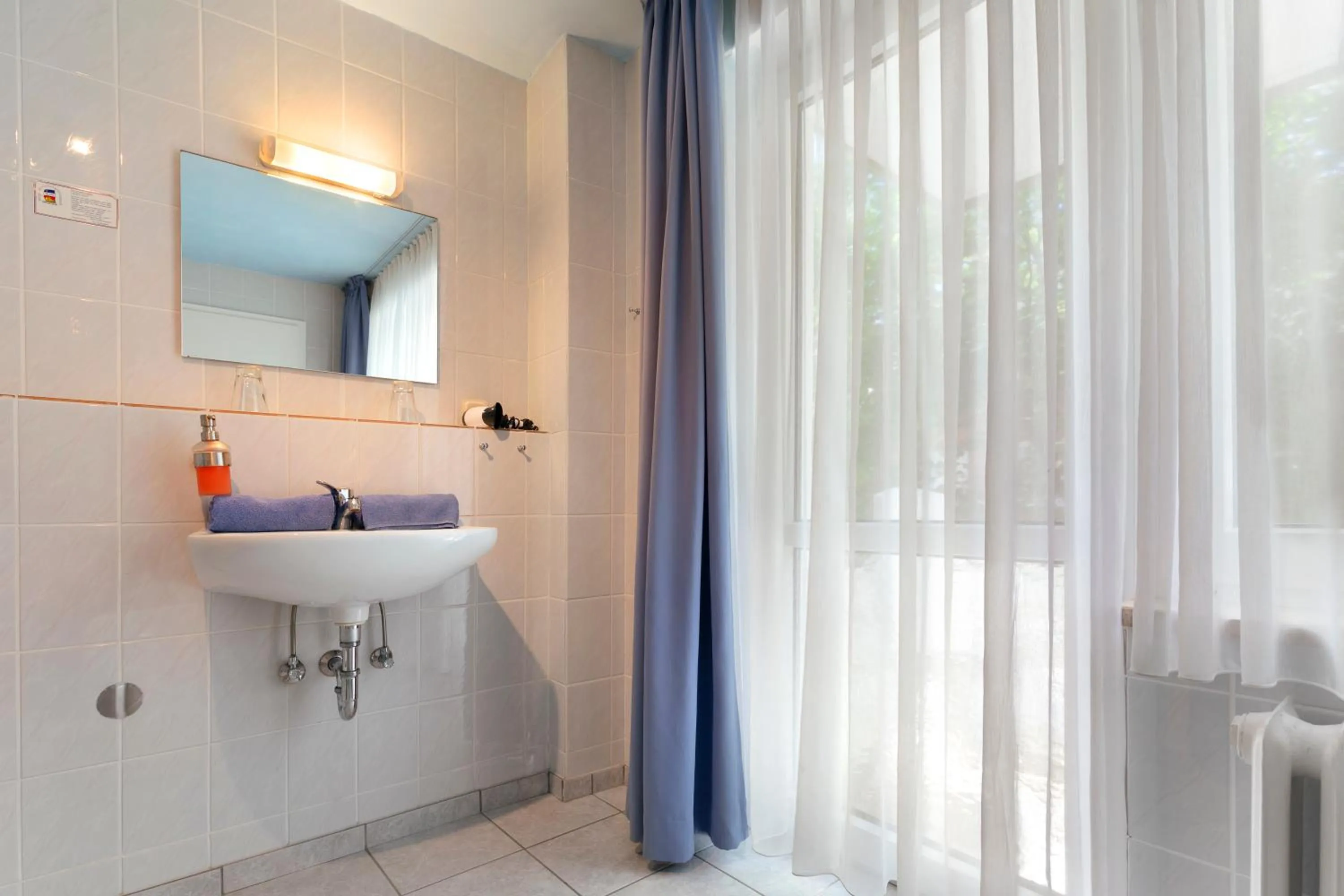 Bathroom in Hotel Helgolandia