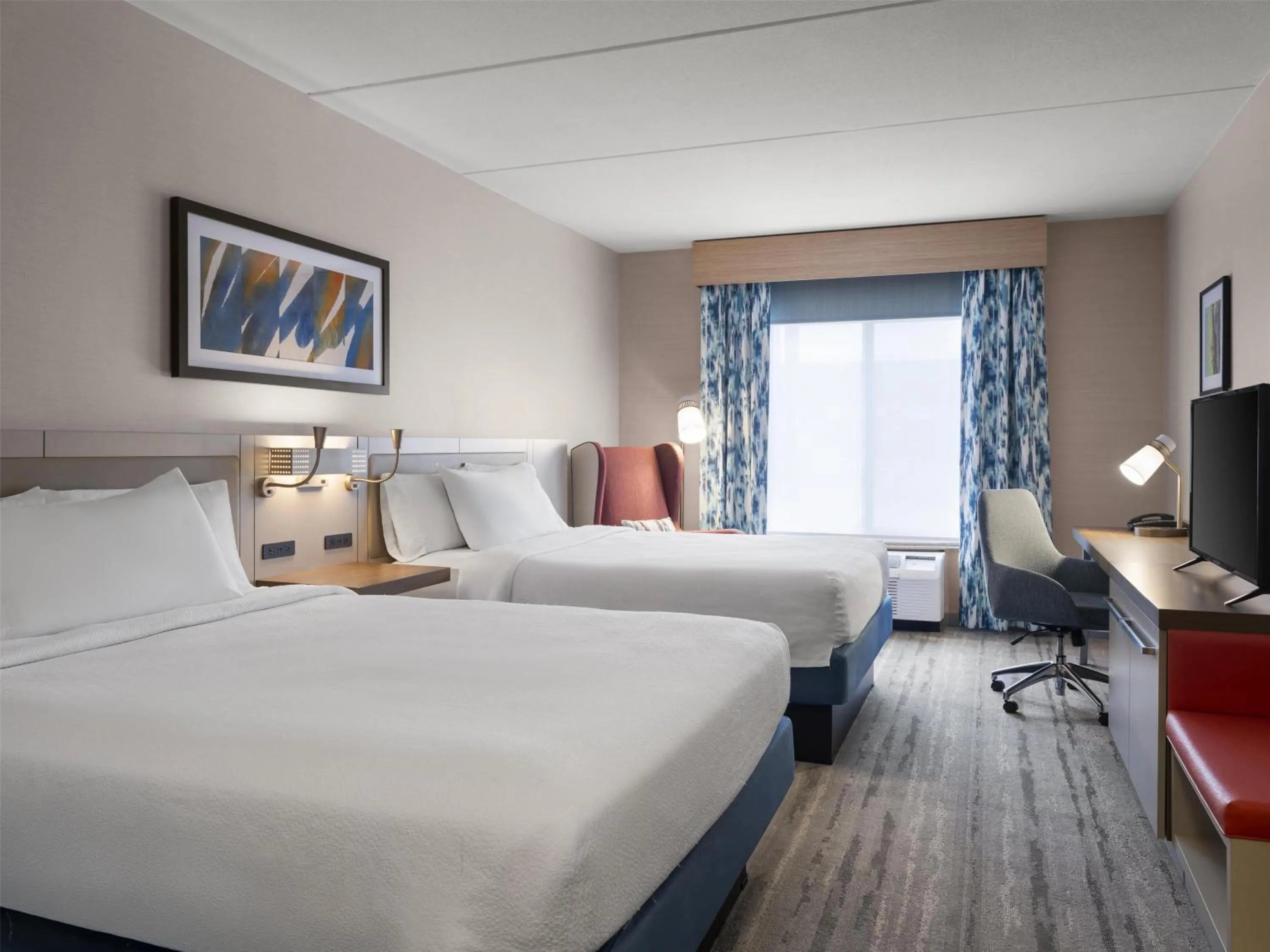 Bed in Hilton Garden Inn Albuquerque Airport