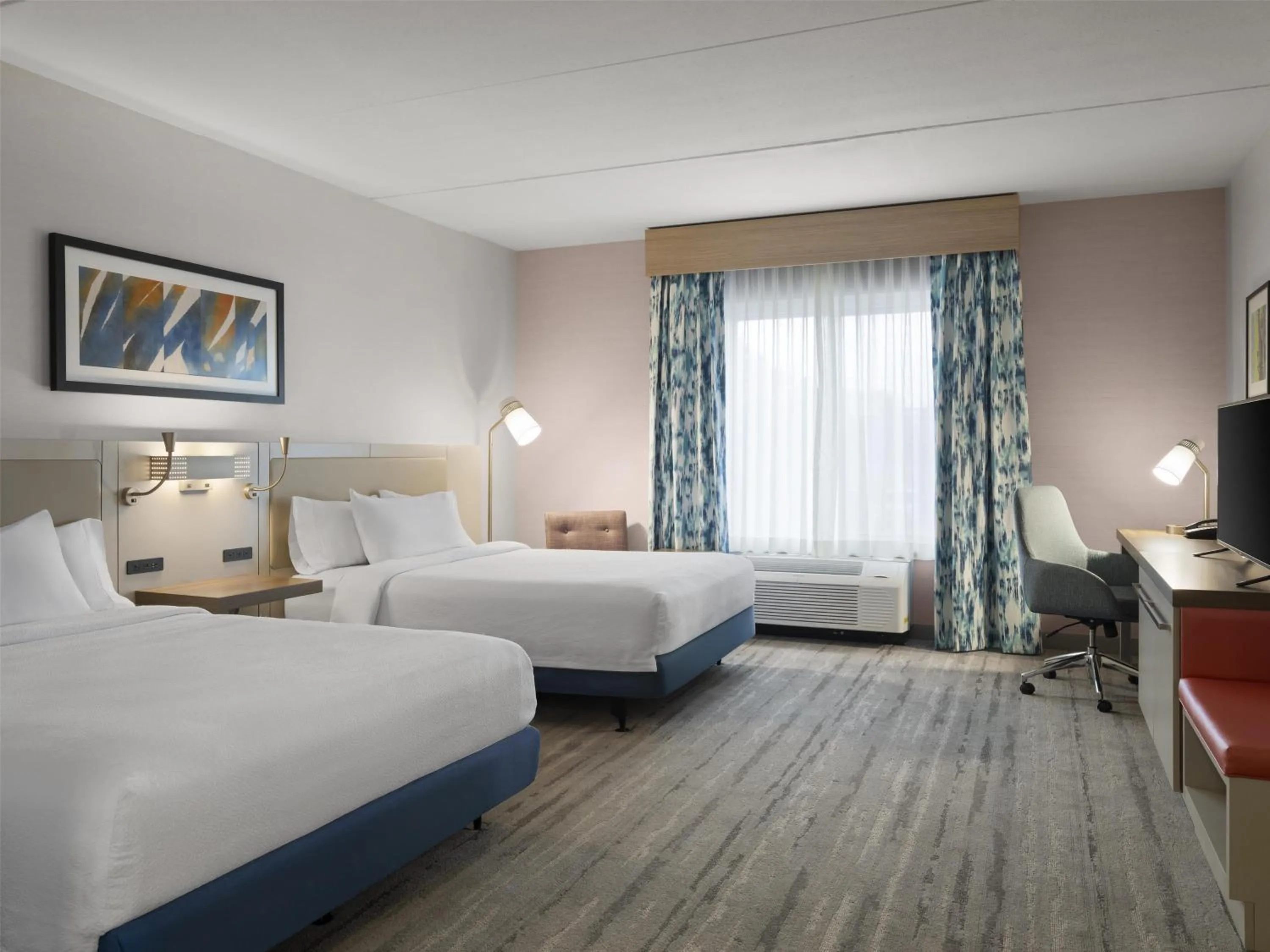 Bed in Hilton Garden Inn Albuquerque Airport