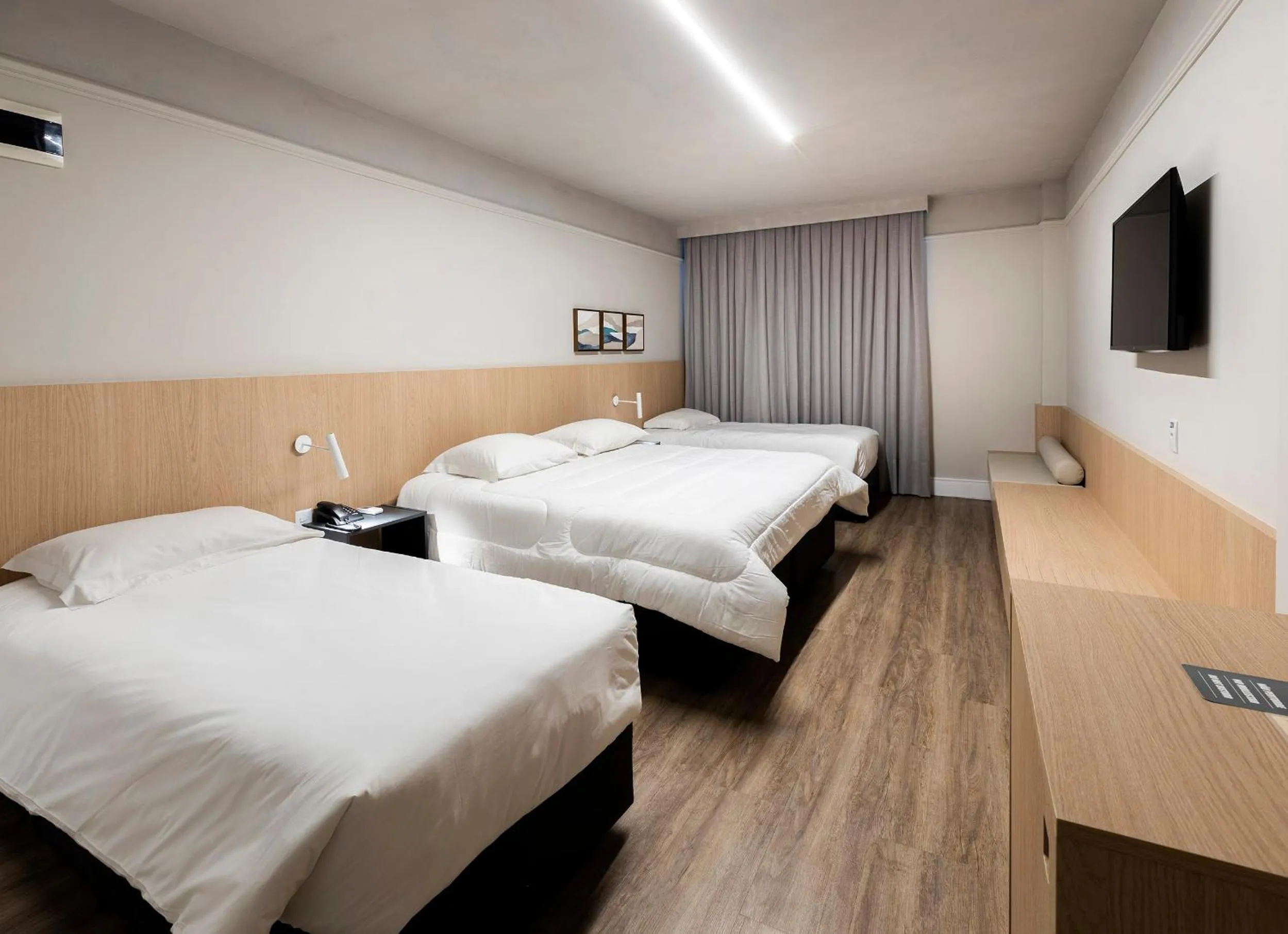 Deluxe Family Room in HM Hotel