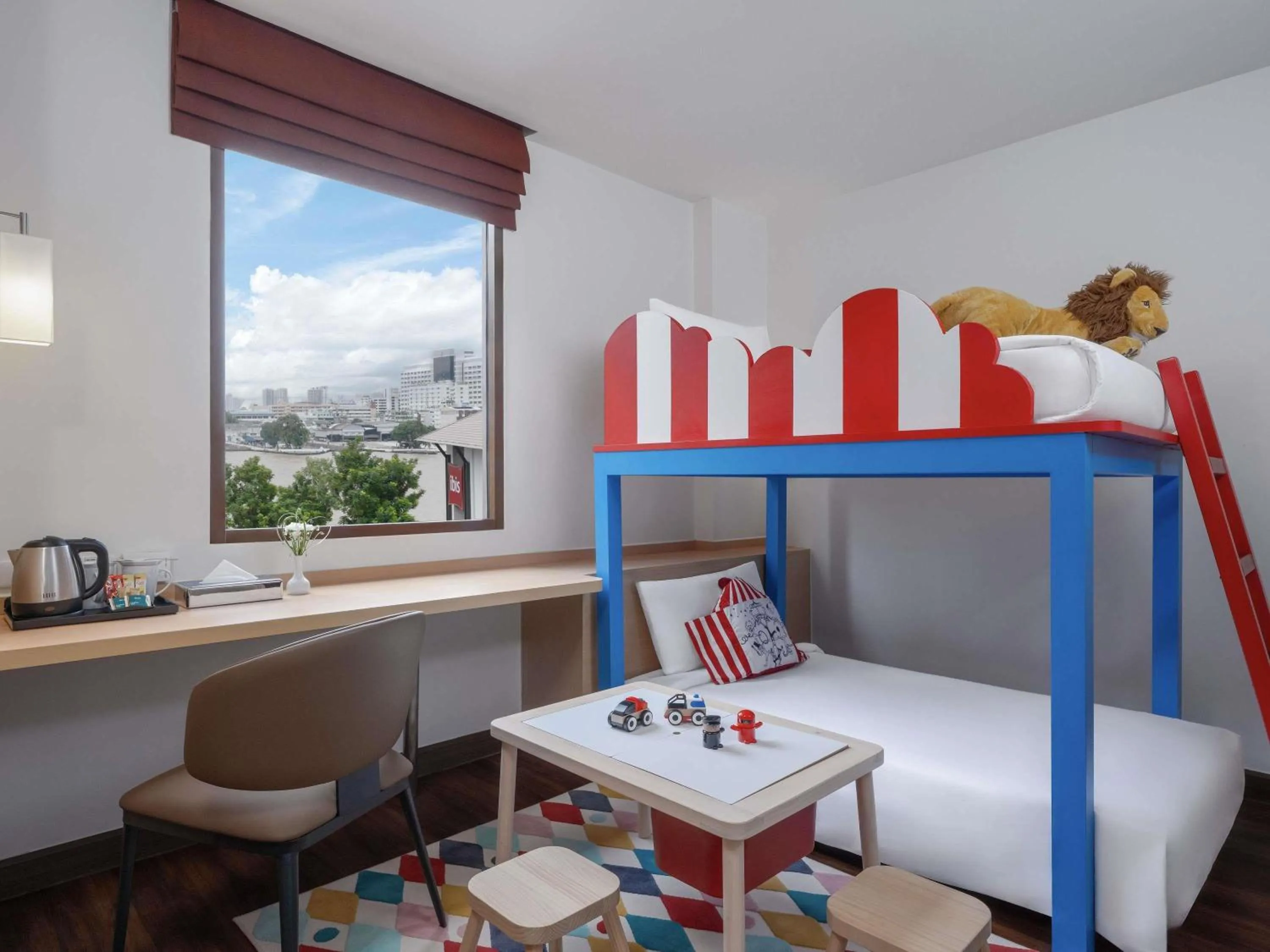 Bedroom, Bed in Ibis Bangkok Riverside