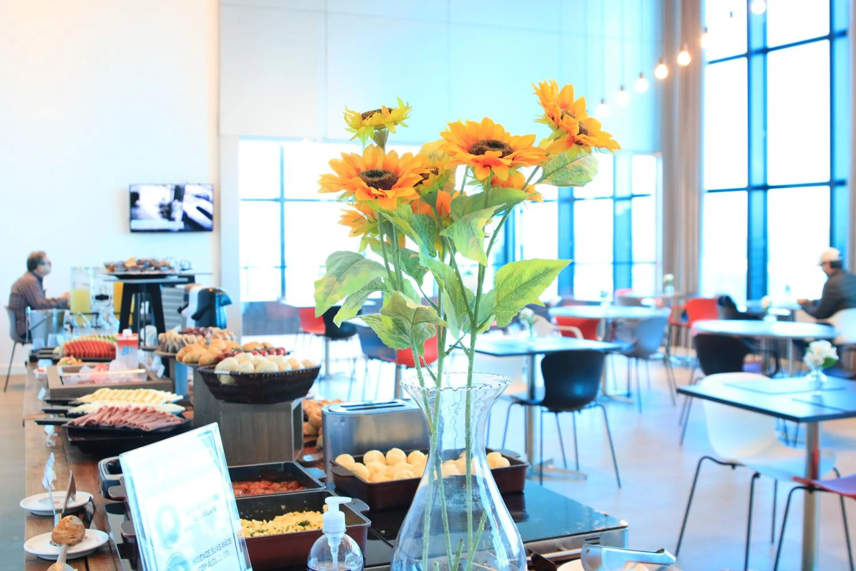 Restaurant/places to eat in Transamerica Executive Taboao Morumbi