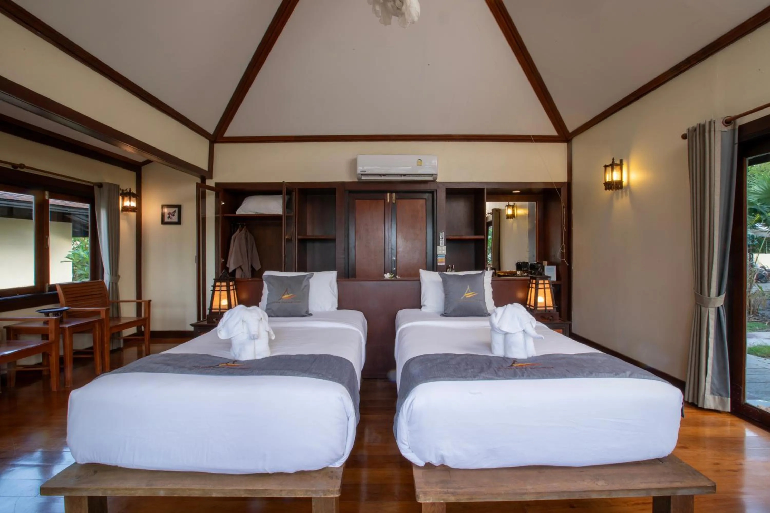 Bed in Koh Mook Sivalai Beach Resort