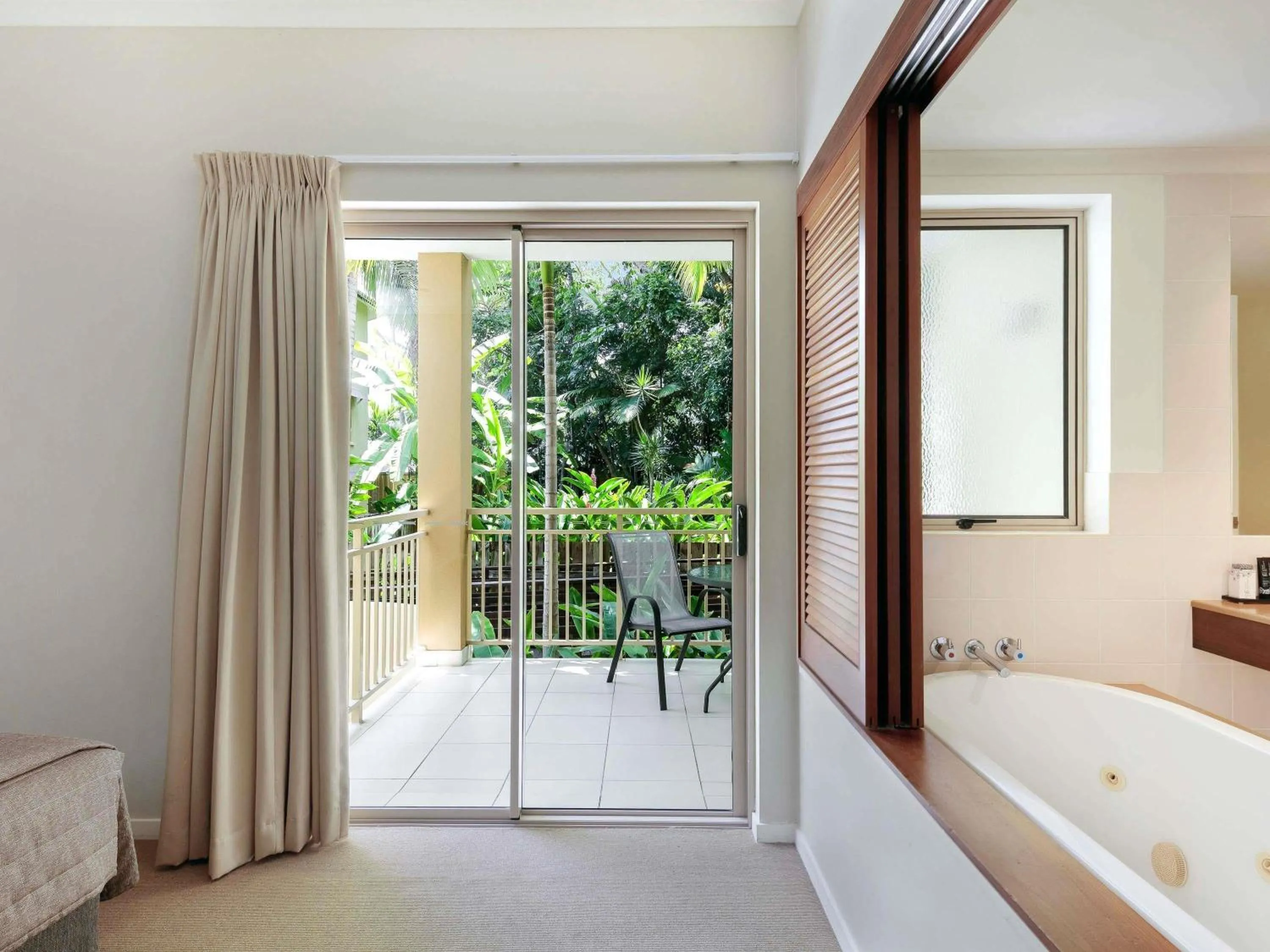 Bedroom, Bed in Mantra Amphora