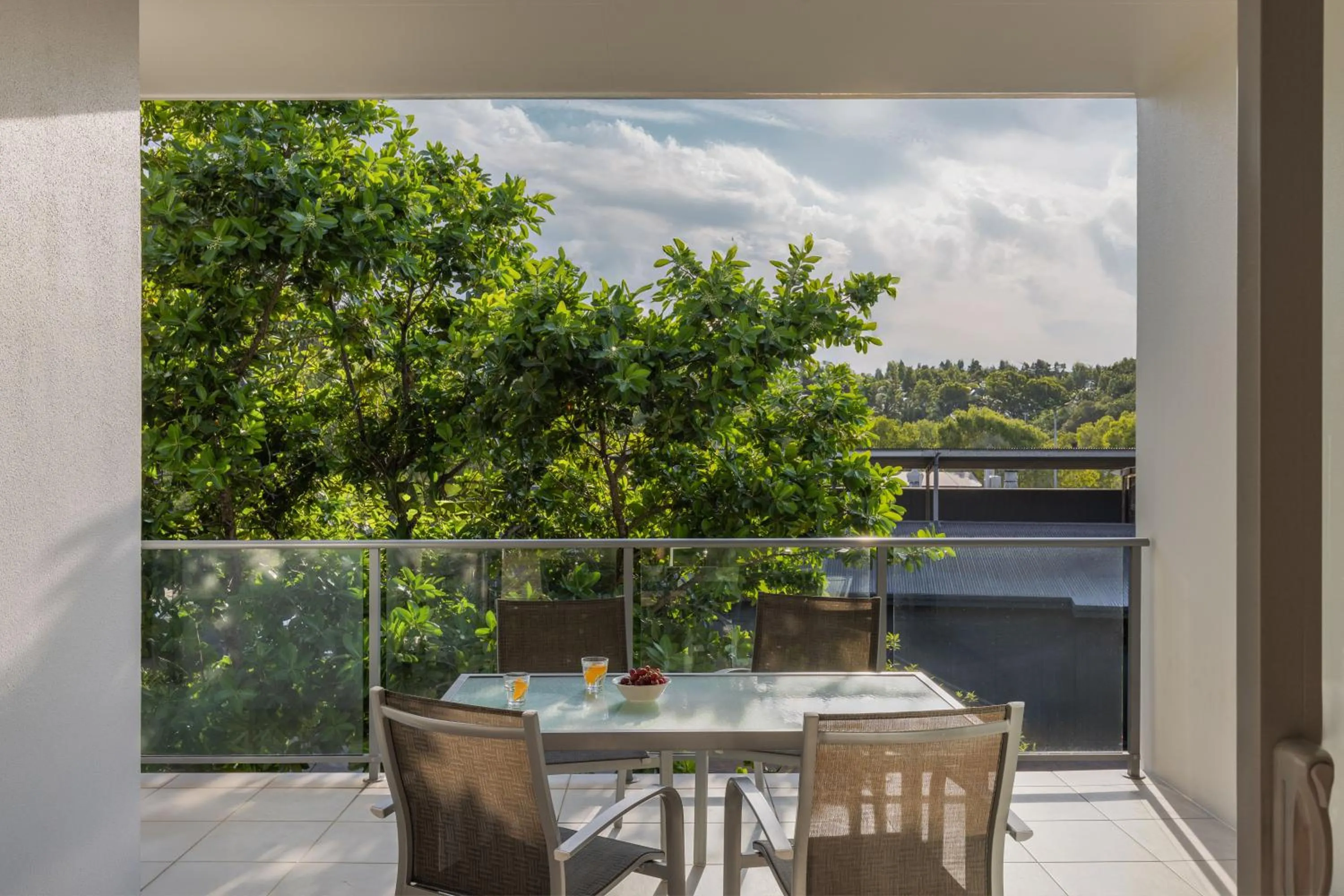 Balcony/Terrace in Peppers Blue on Blue