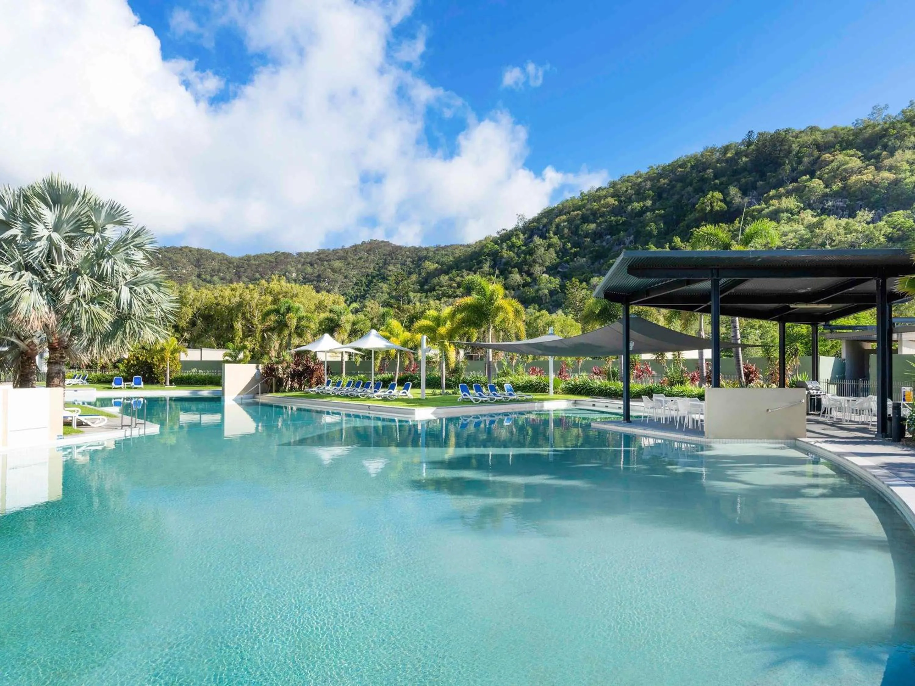 Property building in Peppers Blue on Blue