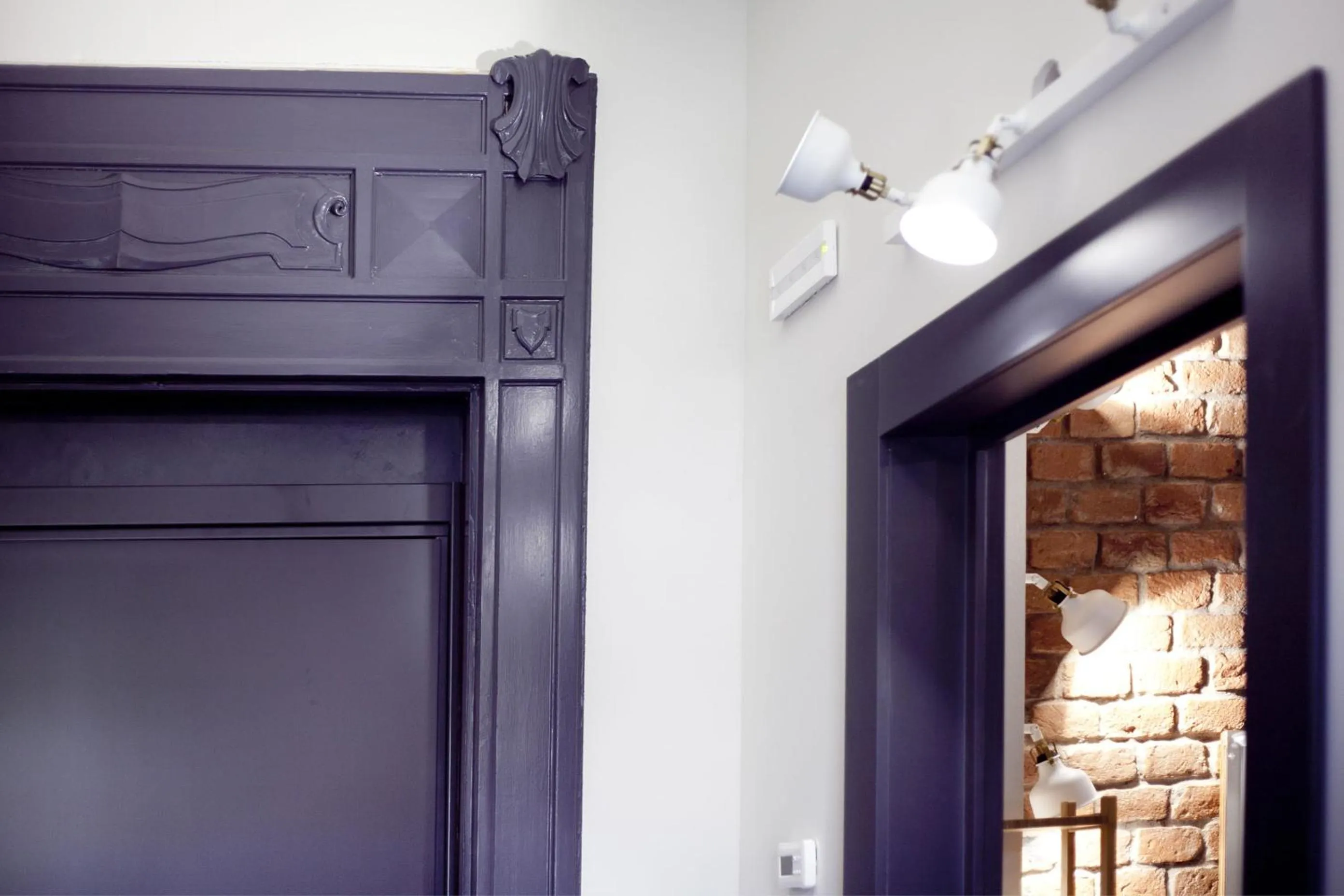 Decorative detail in Pepita Lodge