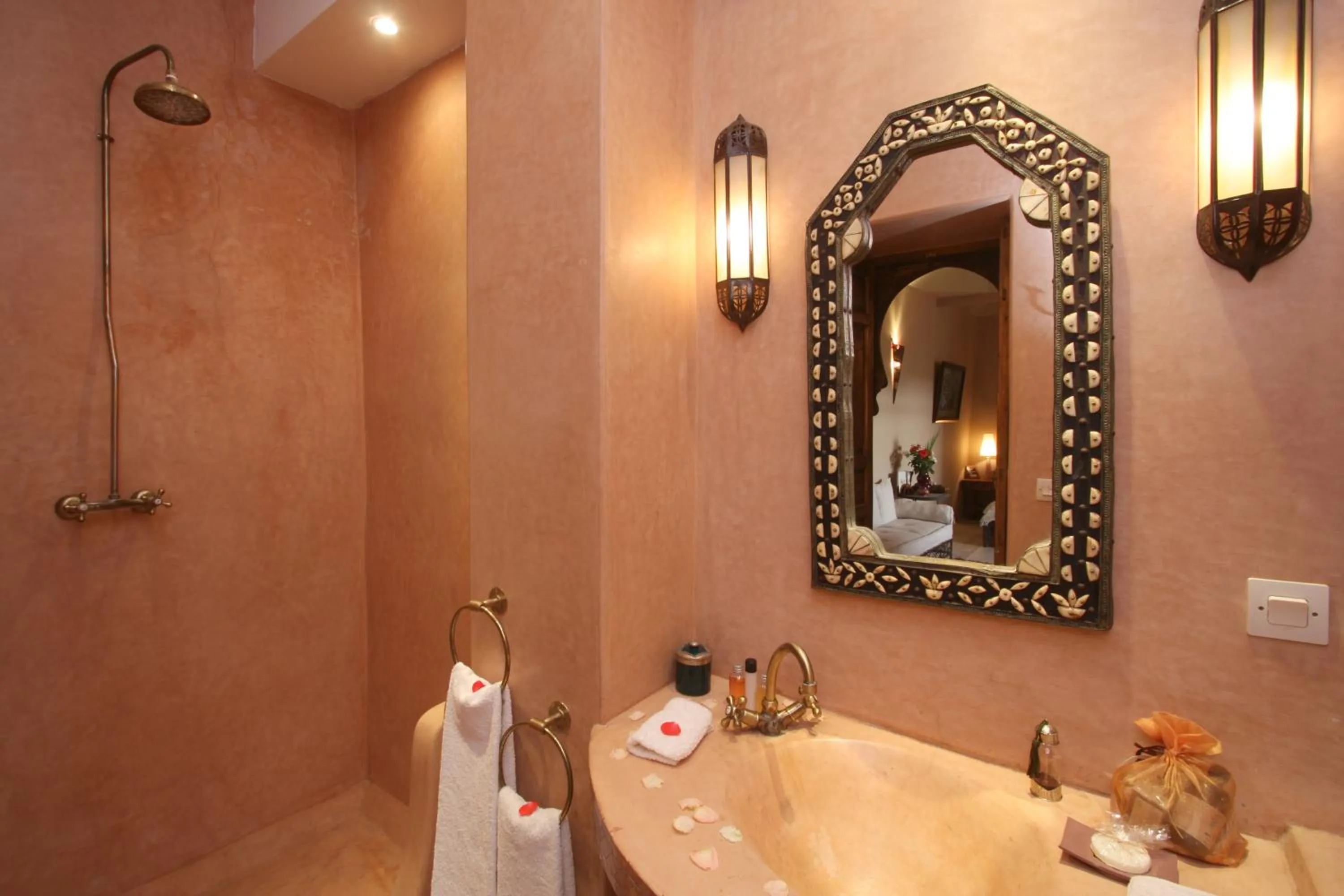 Bathroom in Riad Cannelle